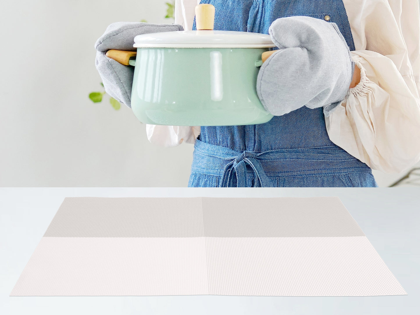 Placemats Set of 8 PVC for Kitchen Dining Table Decor Washable Heat Resistant 18*12in