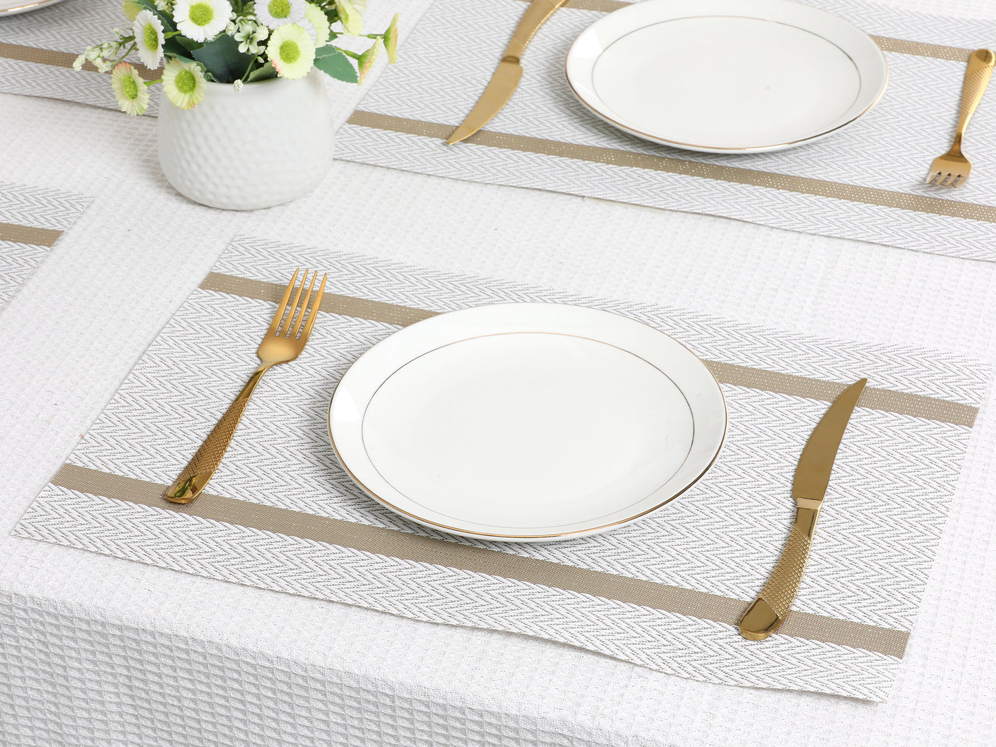 Placemats Set of 8 Vinyl for Kitchen Dining Table Decor Washable Heat Resistant 18*12in