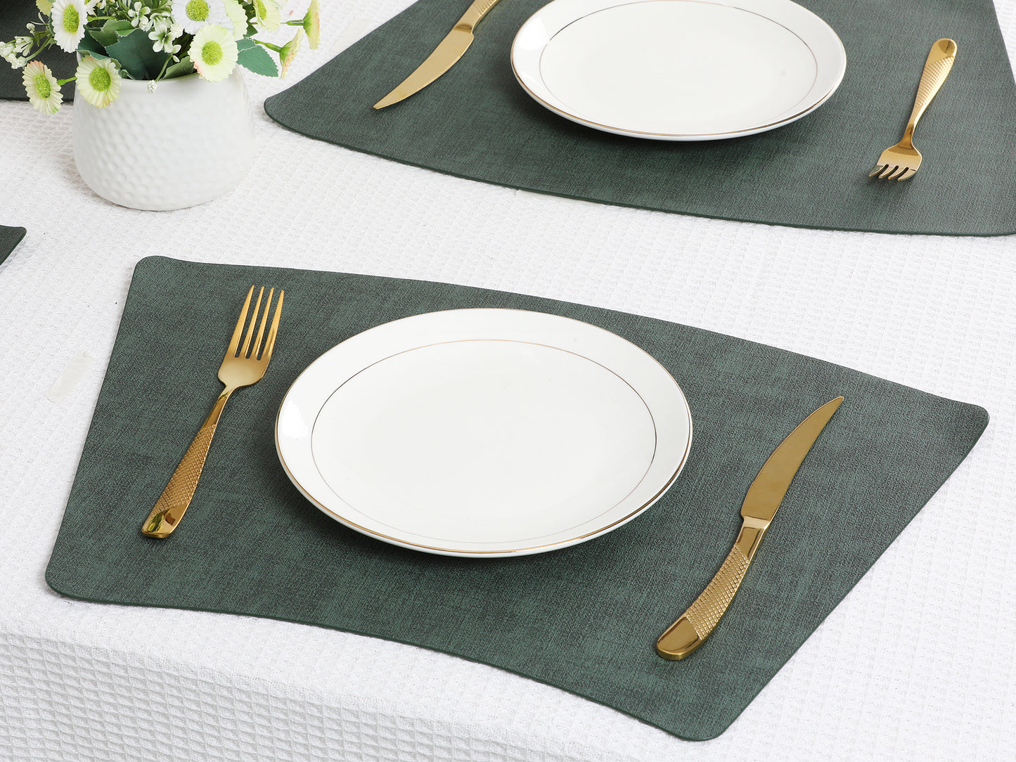 Set of 6 Faux Leather Placemats for Kitchen Dining Table Decor, Washable Heat Resistant 19*12in
