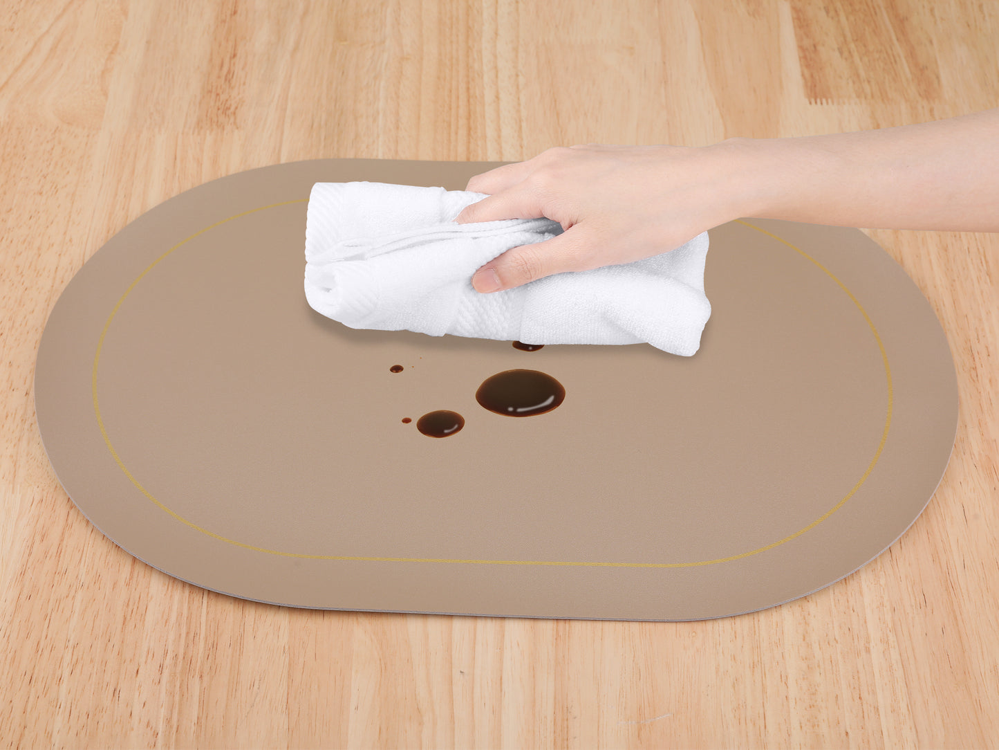 Set of 6 Faux Leather Placemats for Kitchen Dining Table Decor, Washable Heat Resistant 18*12in
