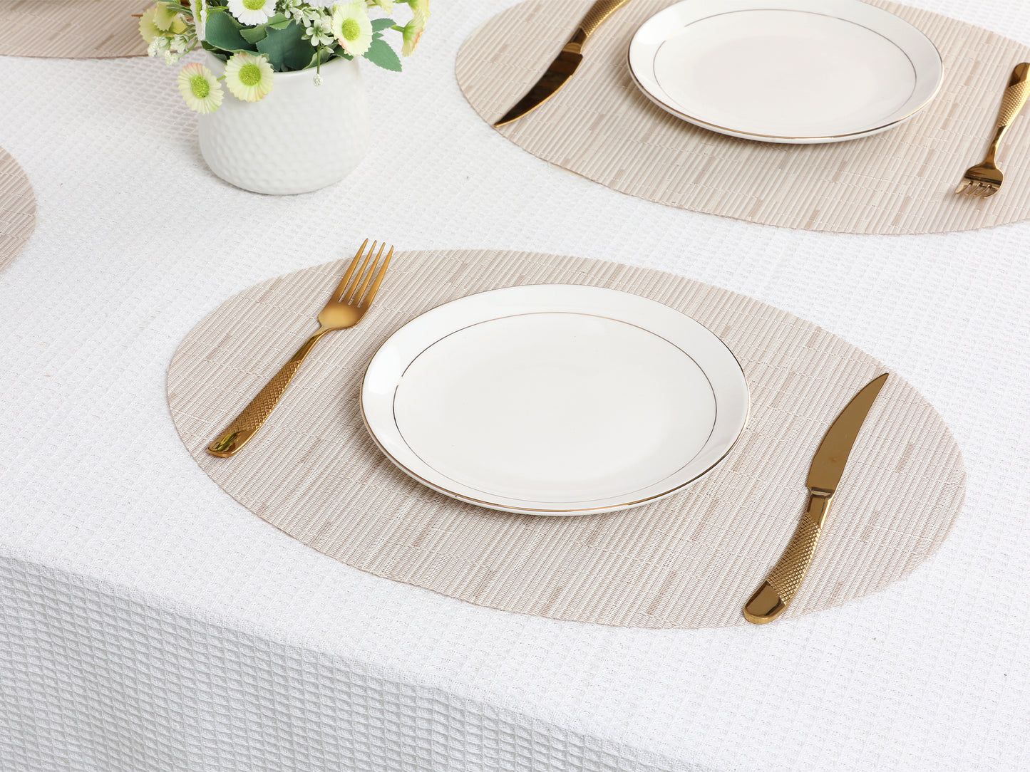 Juego de 6 manteles individuales ovalados de PVC para decoración de mesa de cocina y comedor, lavables, 45,7 x 32,8 cm