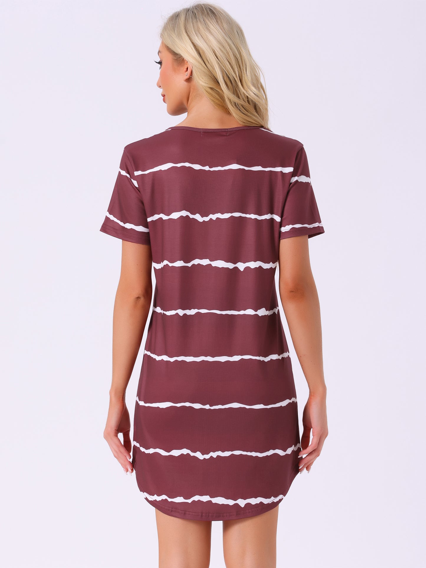 Chemise de nuit à col rond et manches courtes pour femme (grande taille disponible)