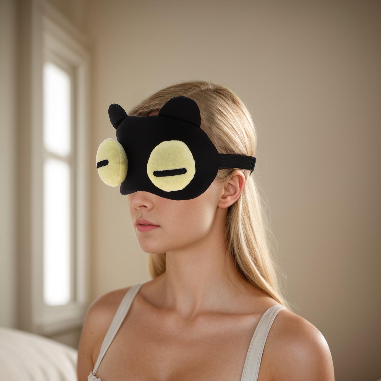 Soft Yellow Eyes Straight Eyes Sleep Mask Eye Shade Cover for Rest Black