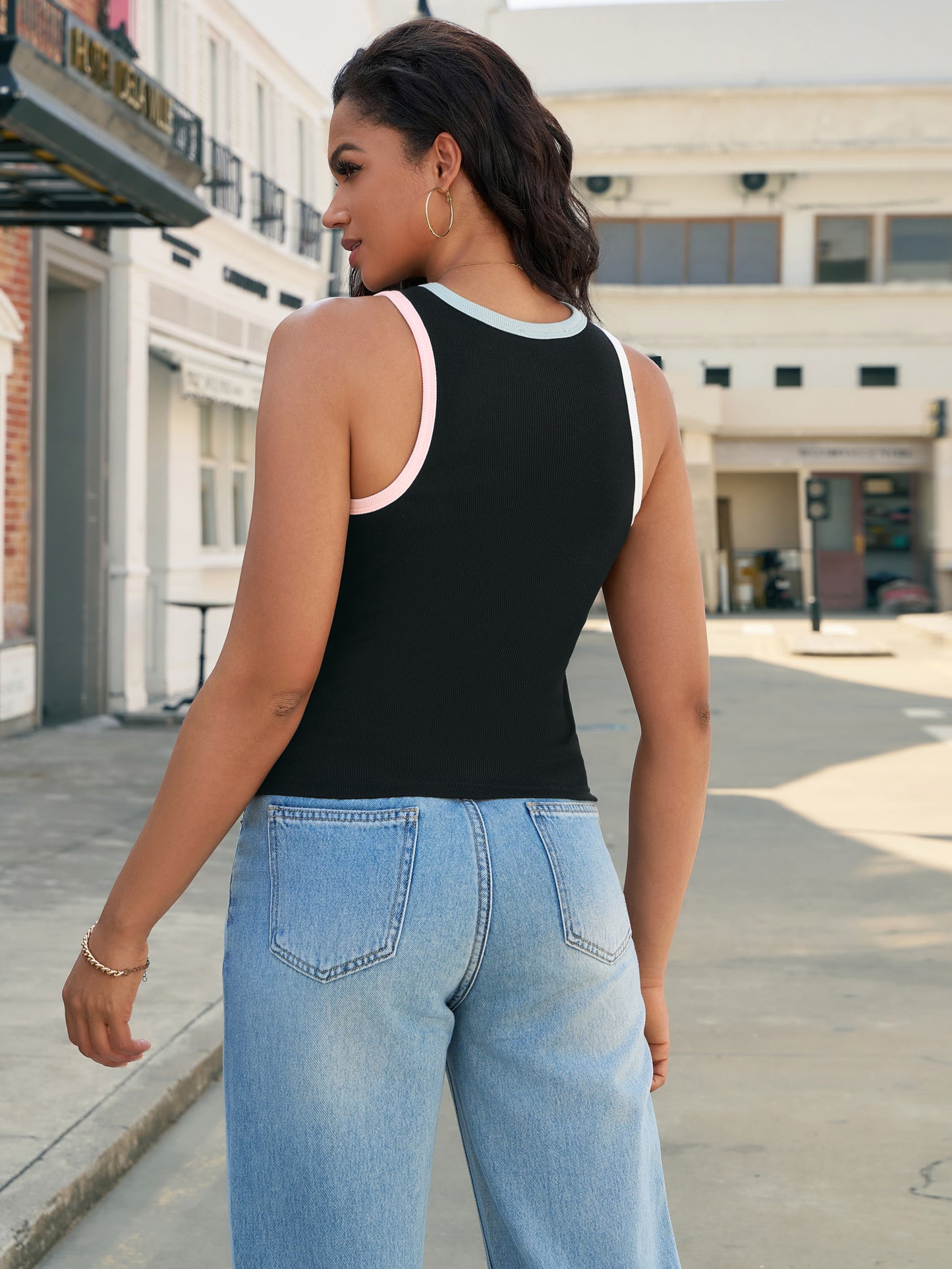 Womens Summer Sleeveless Tank Tops Ribbed Racerback Contrast Trim Crew Neck Slim Fitted Casual Basic Top