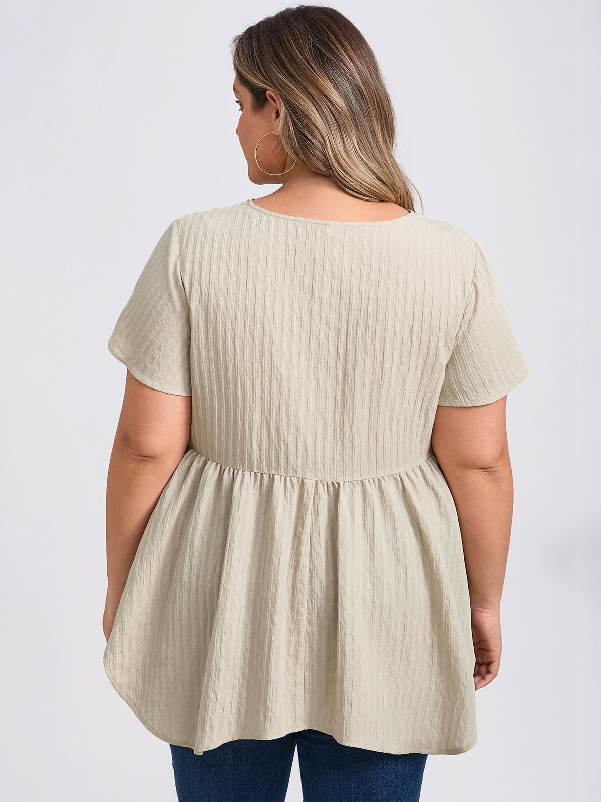 Women Plus Size Tunic Texture V Neck Short Sleeve Pintuck Blouse Button Decor Hanky Asymmetric Hem Babydoll Top