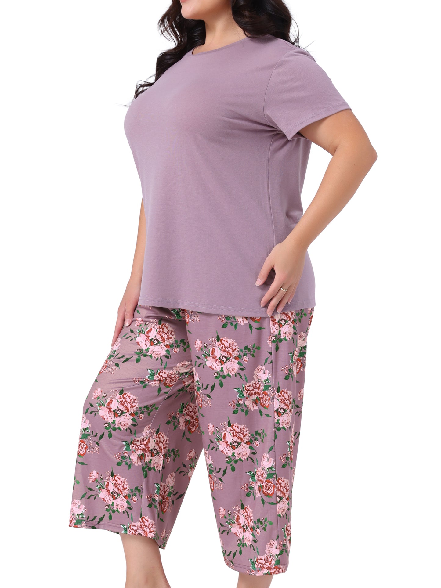 Women's Plus Size Short Sleeve Tops with Capri Pants Two-Piece Pajamas Set