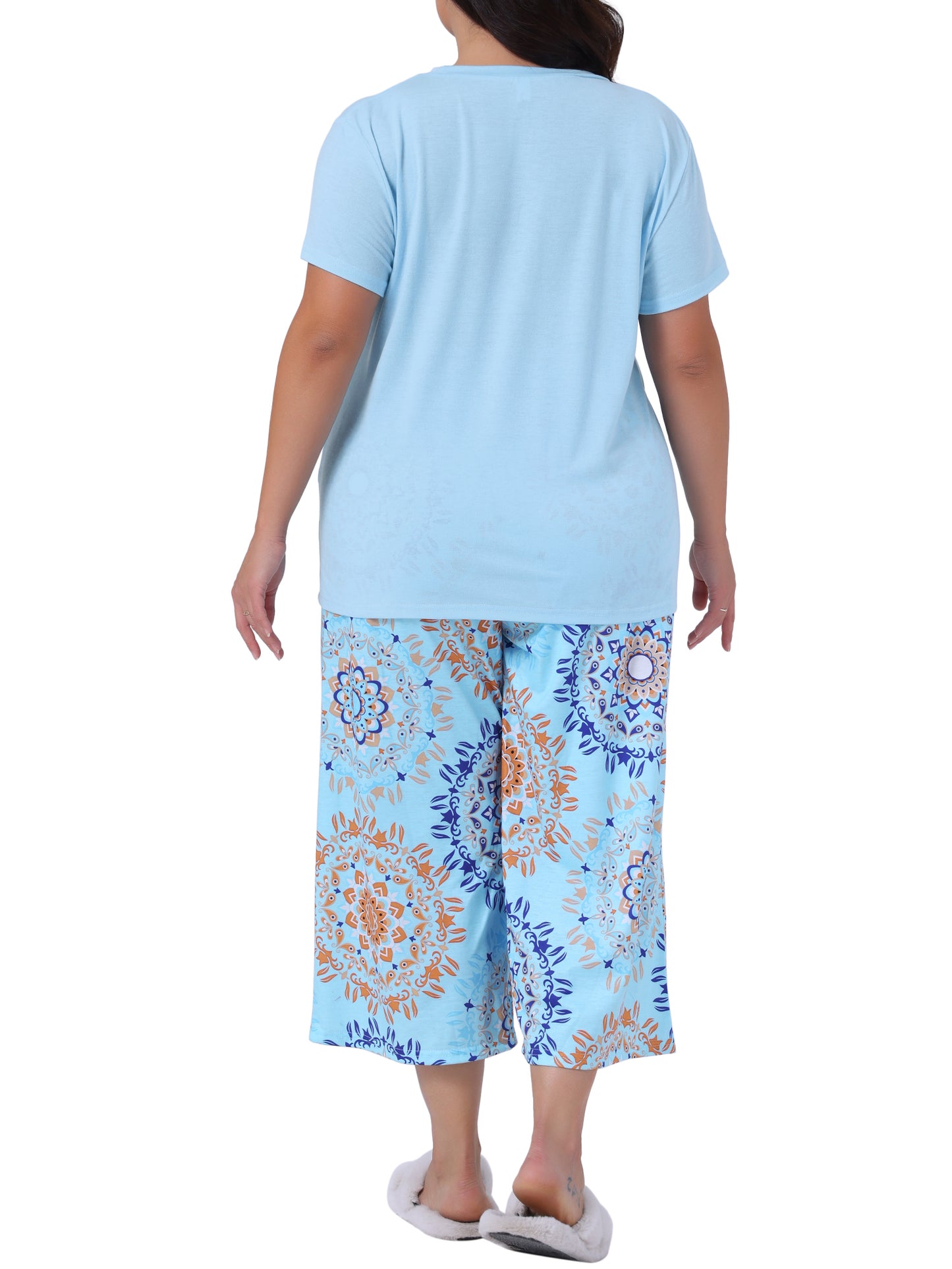 Women's Plus Size Short Sleeve Tops with Capri Pants Two-Piece Pajamas Set