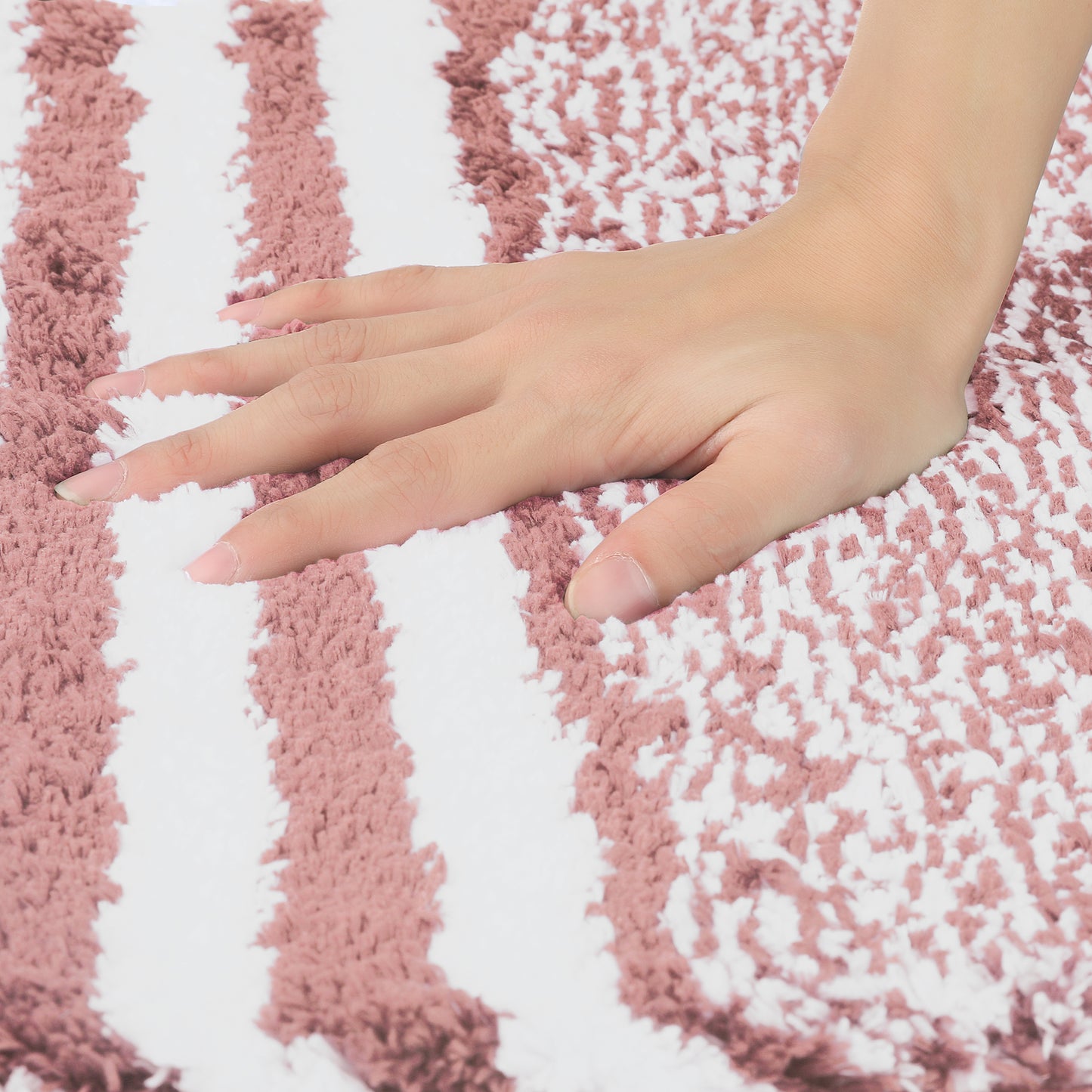 Bathroom Rug Mat, Extra Soft and Absorbent Microfiber Fluffy Striped Non Slip Bath Mats