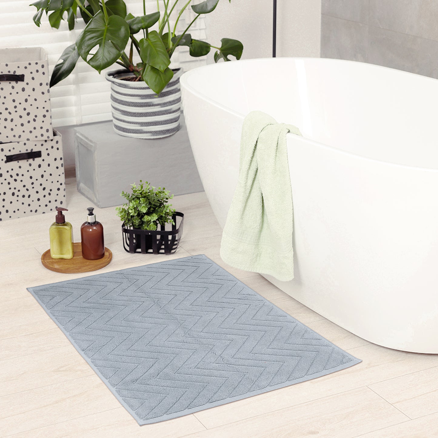 Absorbent Fade Resistant Cotton Luxury Bath Rugs Shower Mat Bathroom Non Slip Quick Dry Spa