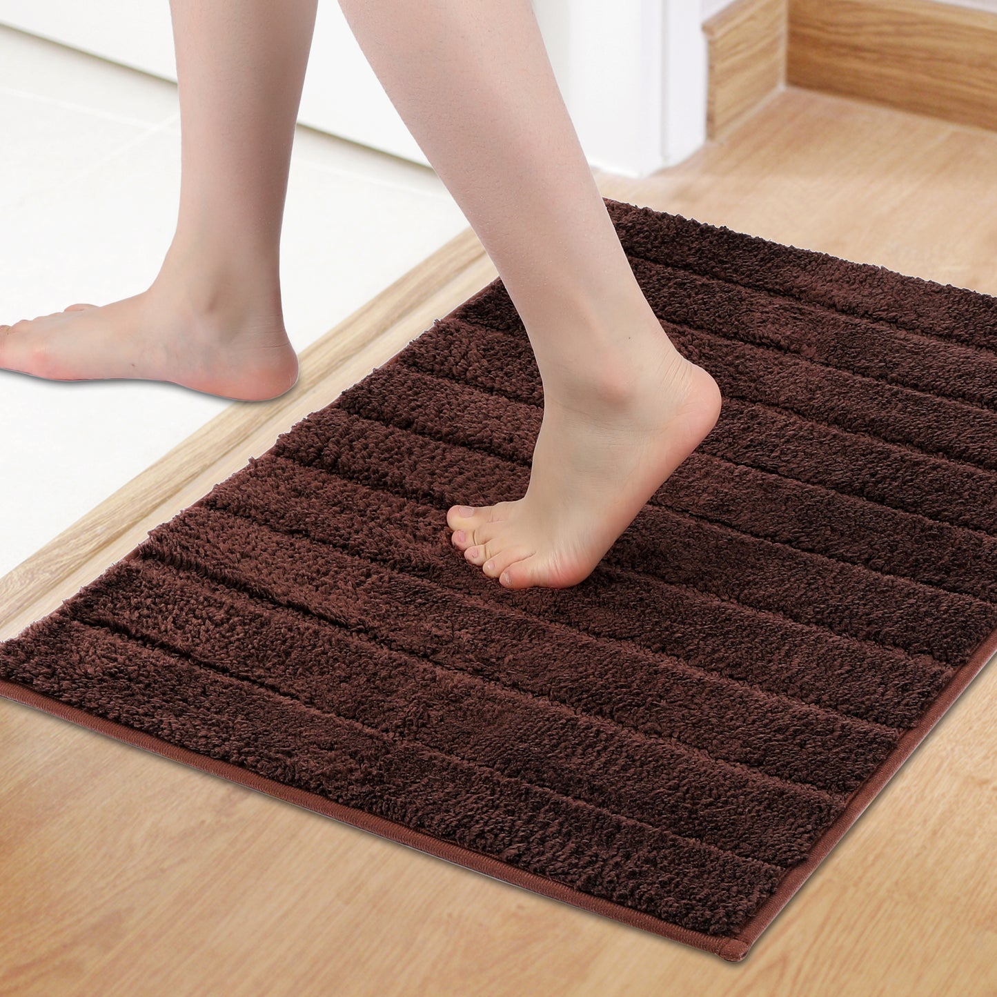 Soft Stripe Bathroom Rug, Rubber Backing Quick Dry Microfiber Rugs Non Slip Bath Mats