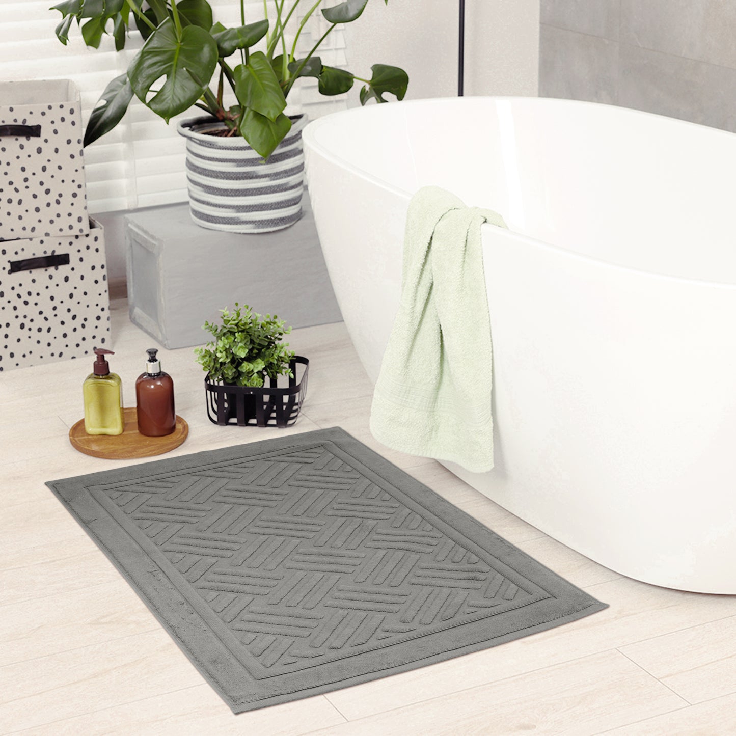 Cotton Bath Mat Towel, Luxury Absorbent Floor Rug for Hotel Spa Shower Bath Mats