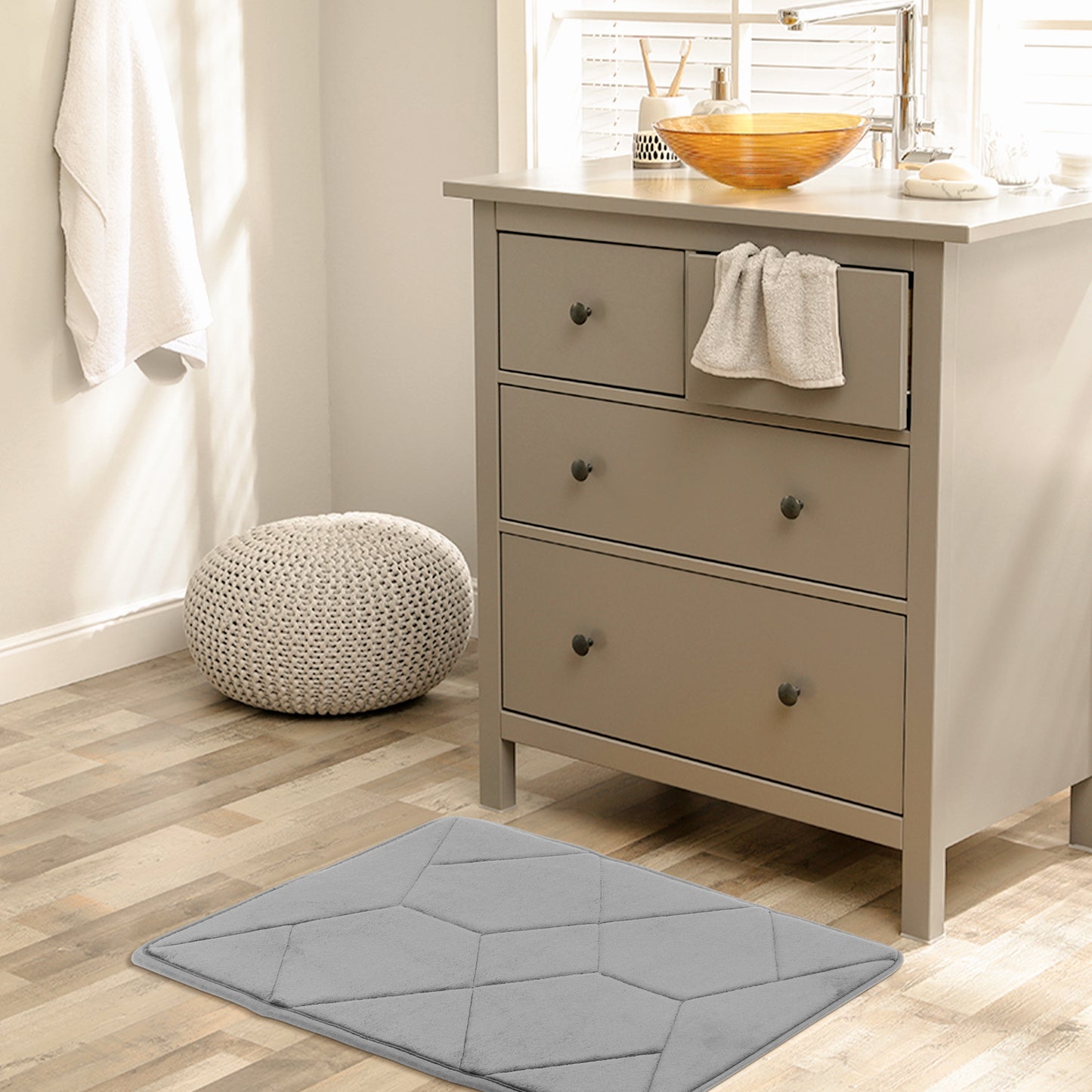 Memory Foam Absorbent Thick Soft Bath Mats Geometric Quick Dry Comfy Non Slip Floor Shower Rugs