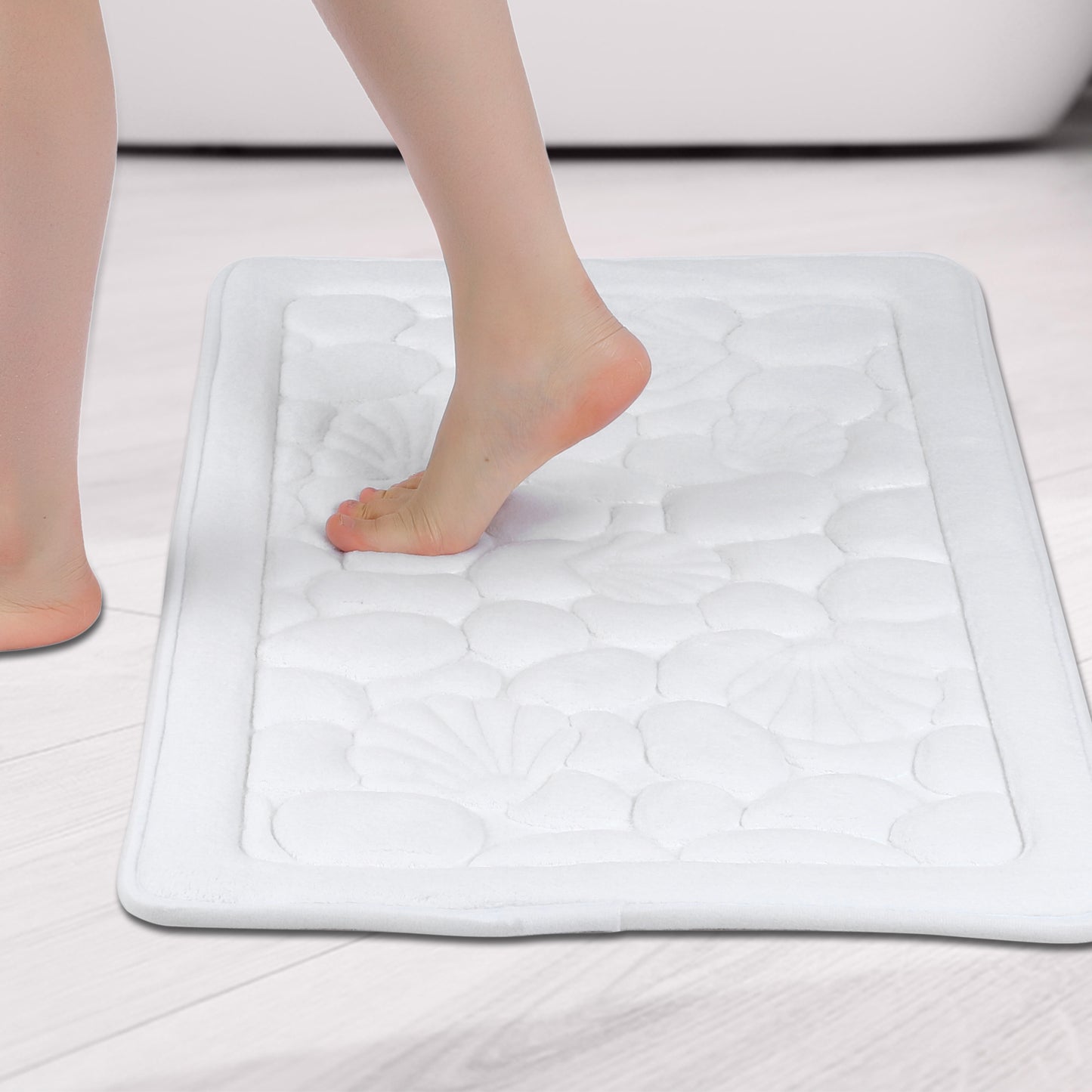Shell Pattern Bathroom Mat Soft Memory Foam Absorbent Non-Slip Machine Washable Bath Mats