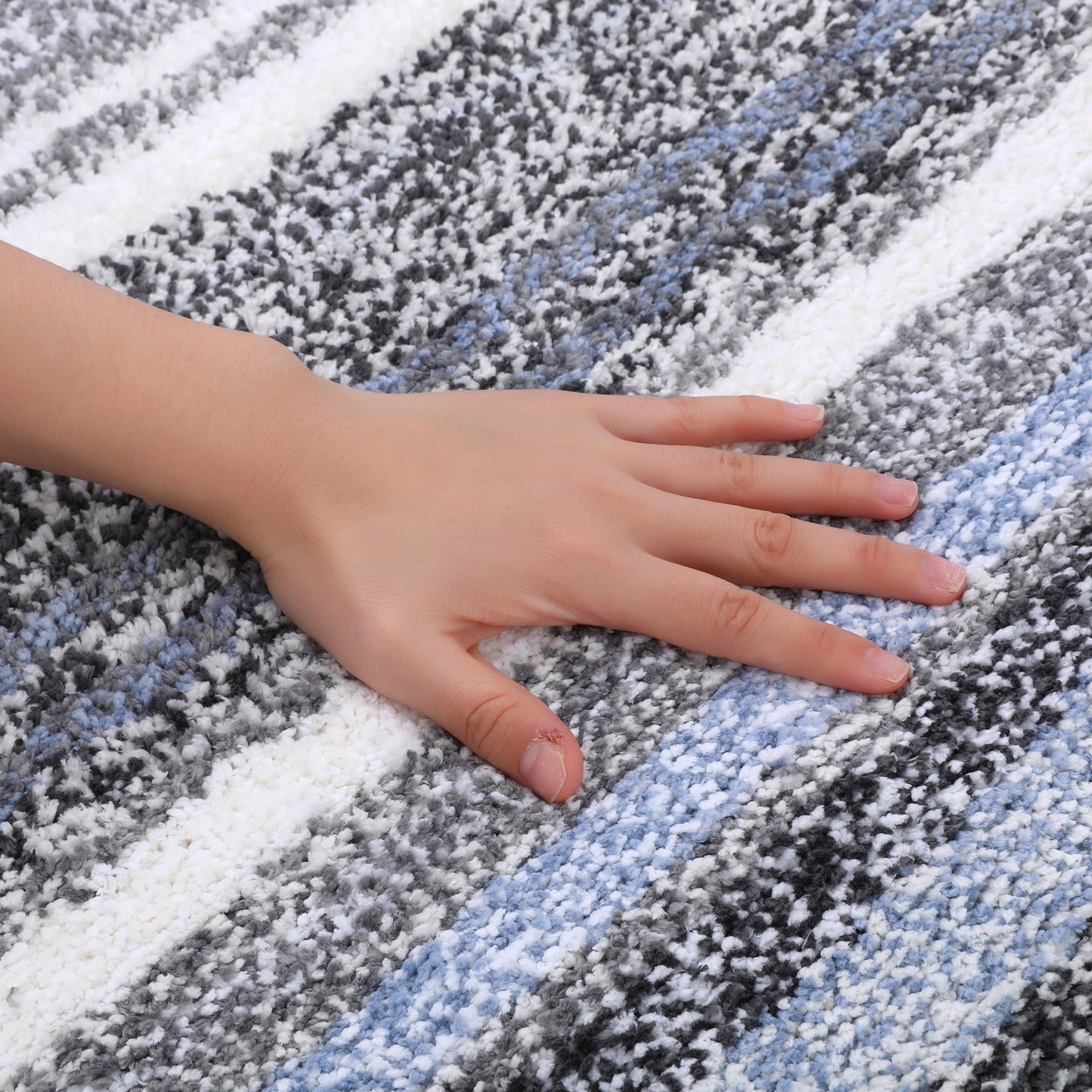 Striped Bathroom Mat Soft Absorbent Non-Slip Backing Quick Dry Machine Washable Bath Mats