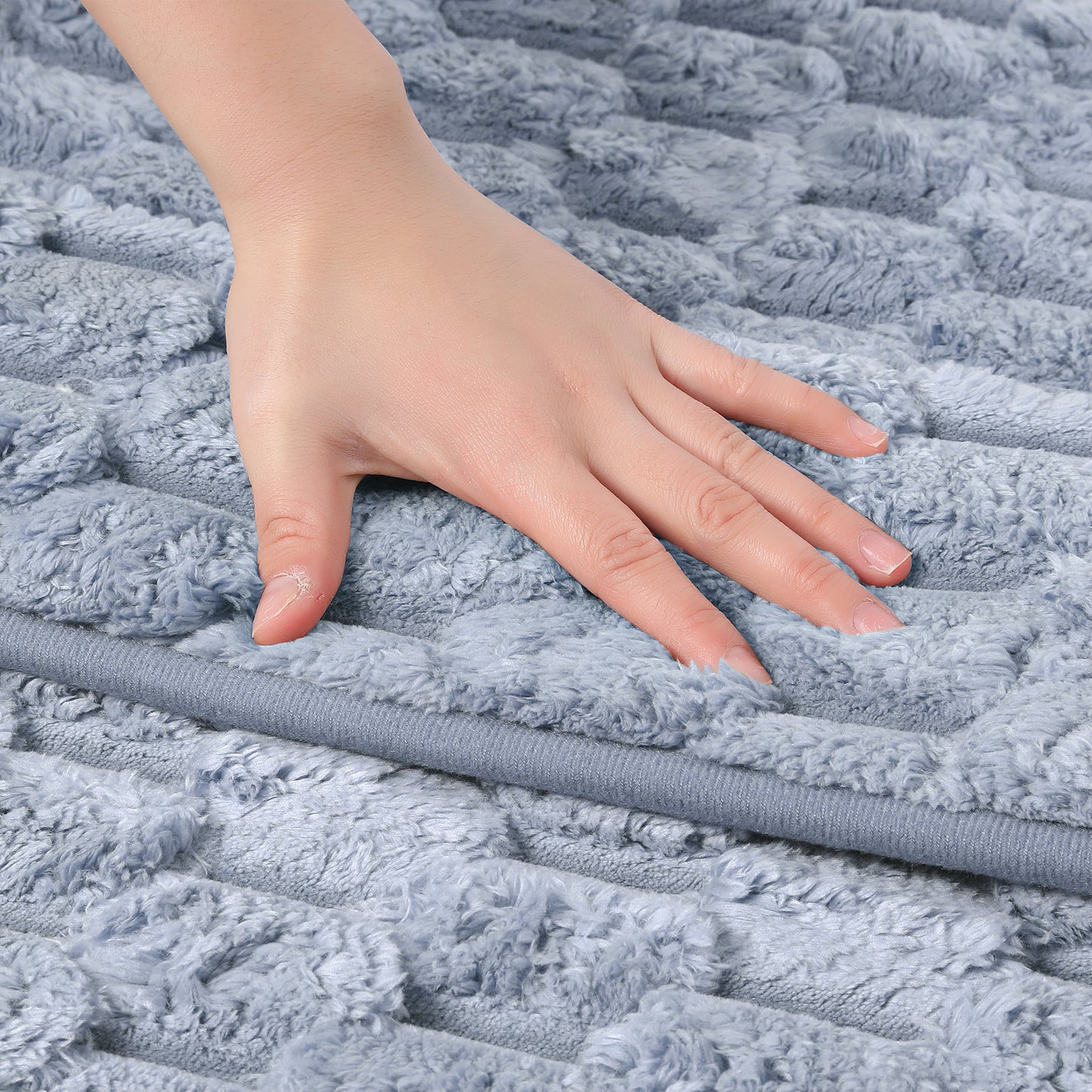 Fluffy Shag Bathroom Mat Soft Absorbent Non-Slip Backing Quick Dry Machine Washable Bath Mats