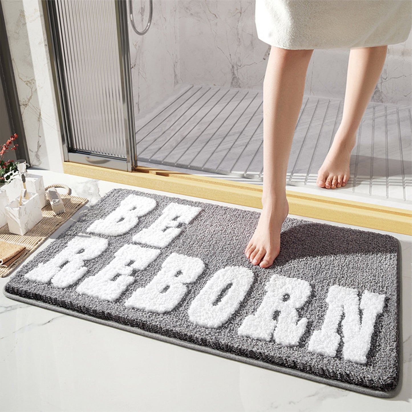Cute Letter Pattern Bathroom Rugs, Soft and Absorbent Bath Floor Mat, Non-Slip Shaggy Bath Mats