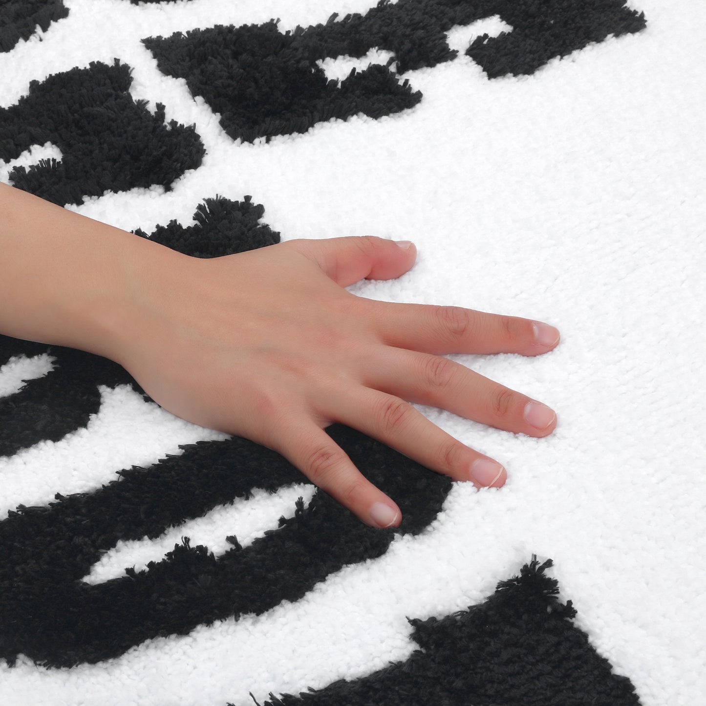 Cute Letter Pattern Bathroom Rugs, Soft and Absorbent Bath Floor Mat, Non-Slip Shaggy Bath Mats