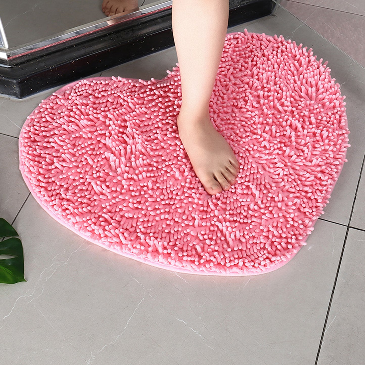 Heart Shaped Chenille Bath Rugs Soft Absorbent Shaggy Bath Mats Non-Slip Washable Plush Bath Mats
