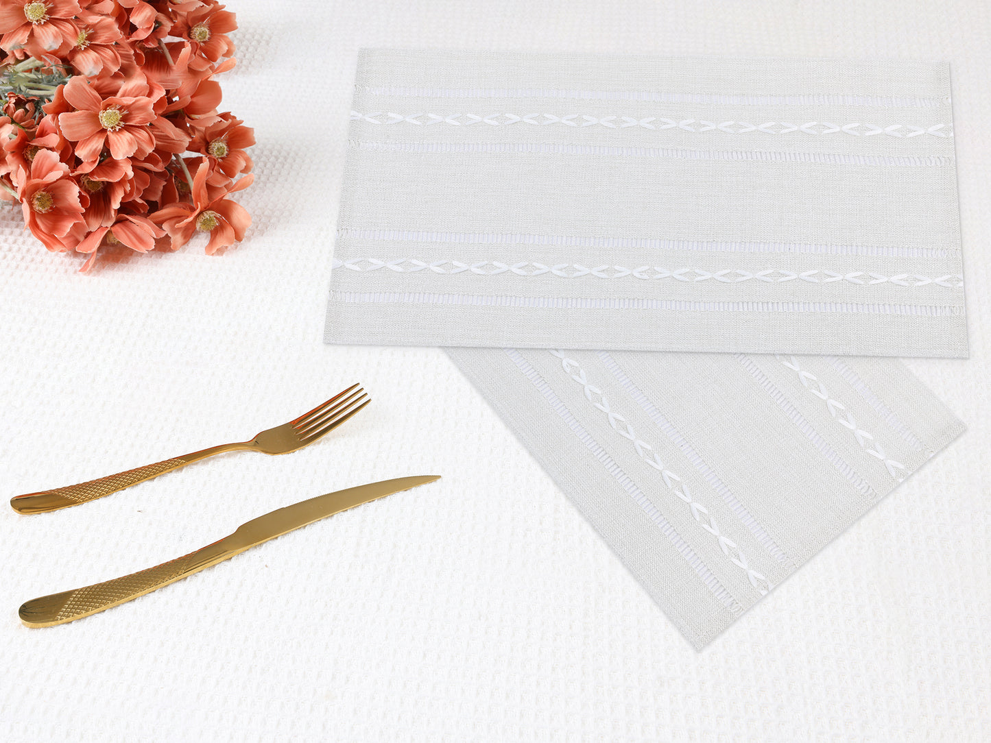 Placemats Set of 8 Linen for Kitchen Dining Table Decor Washable Heat Resistant 20*12in