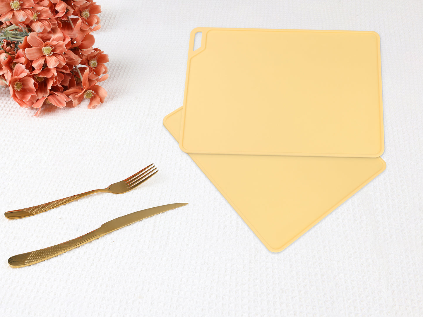 Placemats Set of 6 Silicone for Kitchen Dining Table Decor Washable Wipeable 15*12in