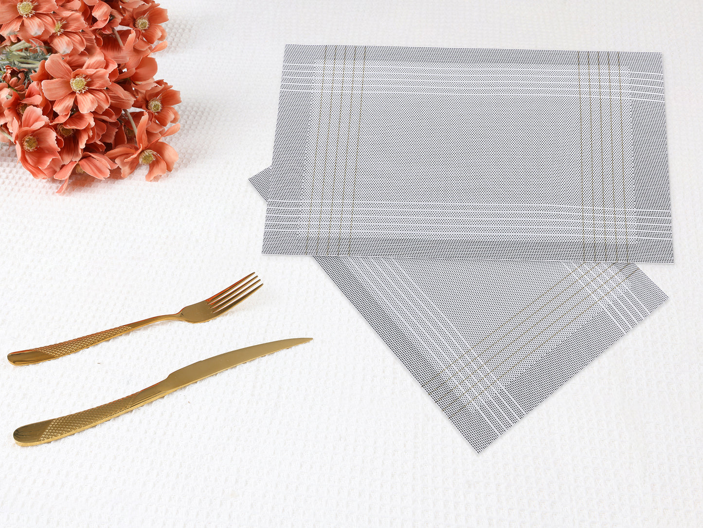 Placemats Set of 8 for Dining Table Decor Indoor Outdoor Wipe Clean 18*12in