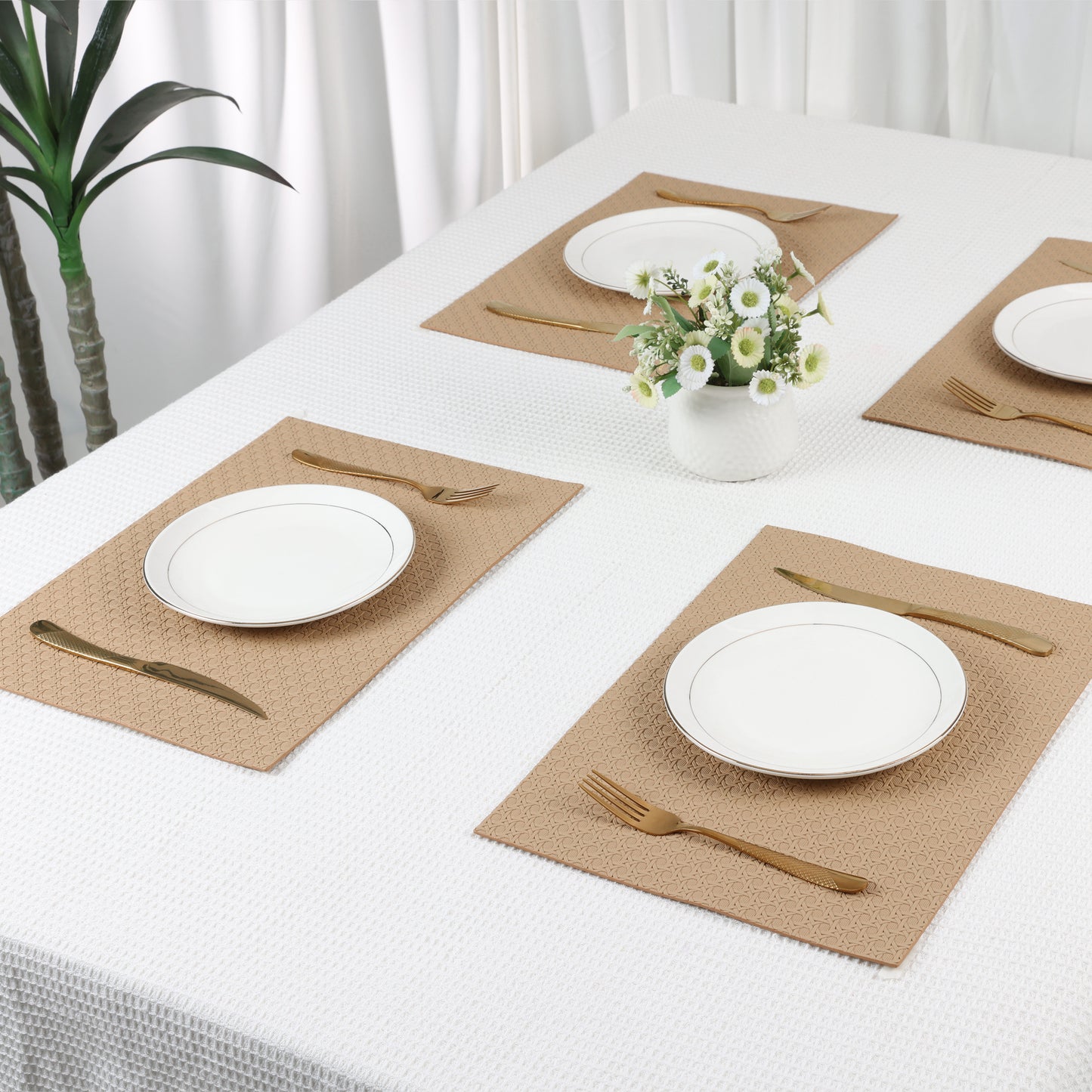 Placemats Set of 6 Woven for Dining Table Decor Indoor Outdoor Washable 17*12in
