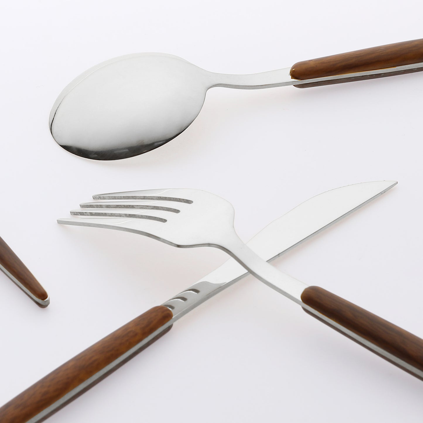 4 Pieces Flatware Set, Stainless Steel Silverware Cutlery Set with Spoons and Forks Set
