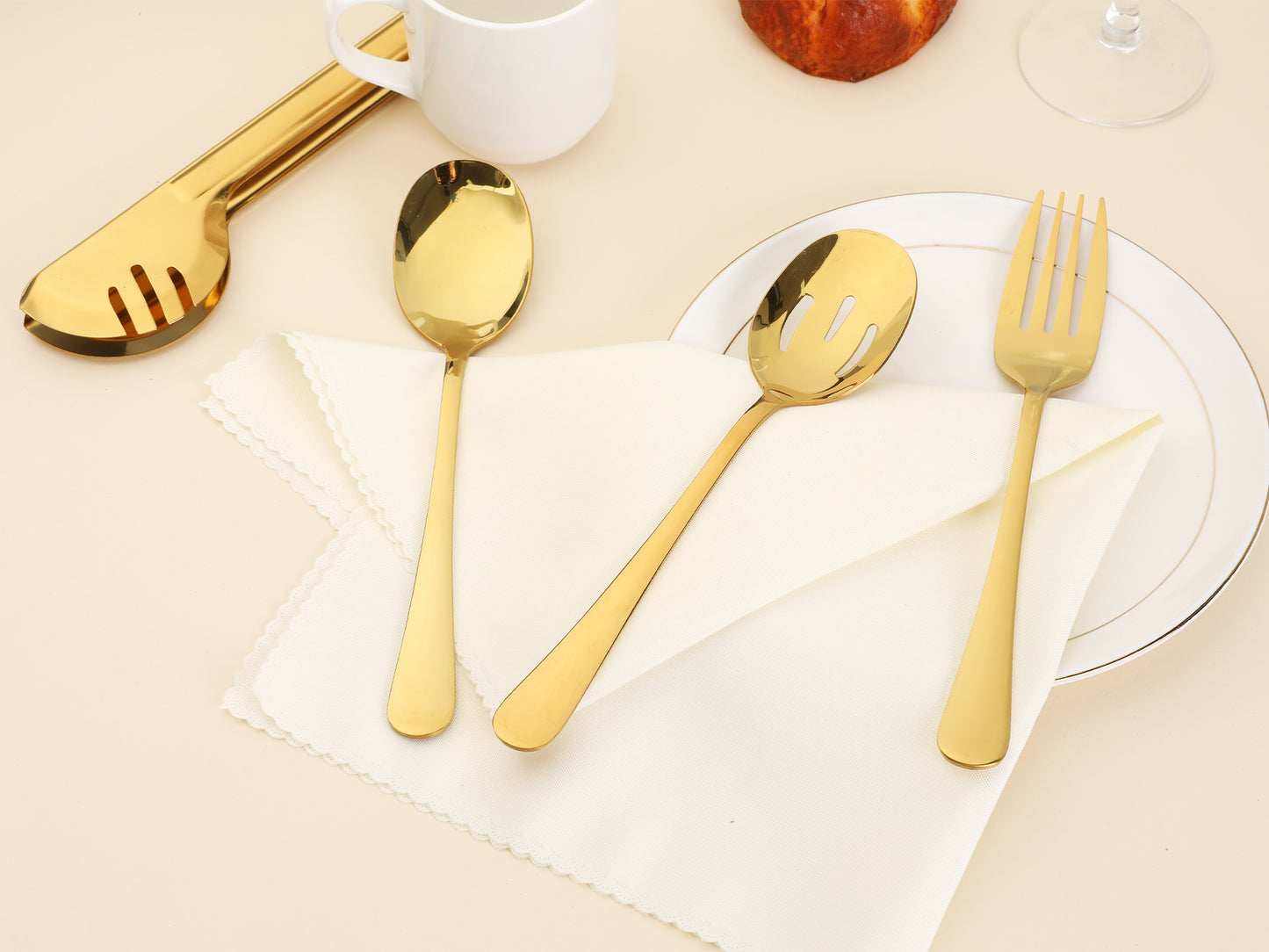 8 Pieces Silverware Set, Stainless Steel Flatware with Spoons and Fork Set