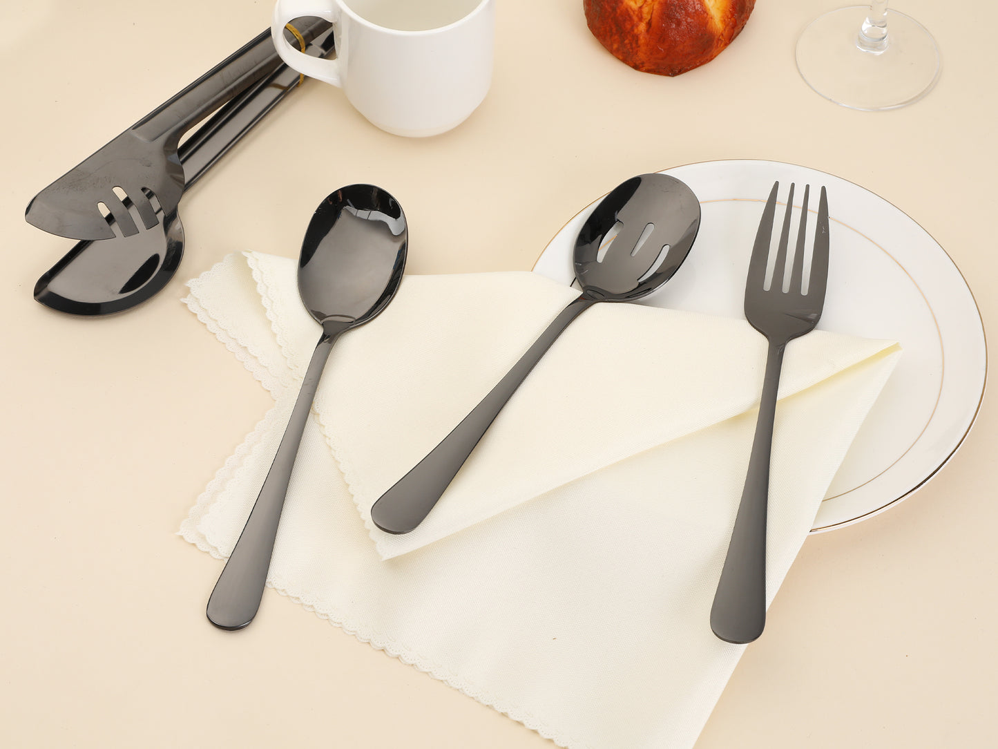 8 Pieces Silverware Set, Stainless Steel Flatware with Spoons and Fork Set