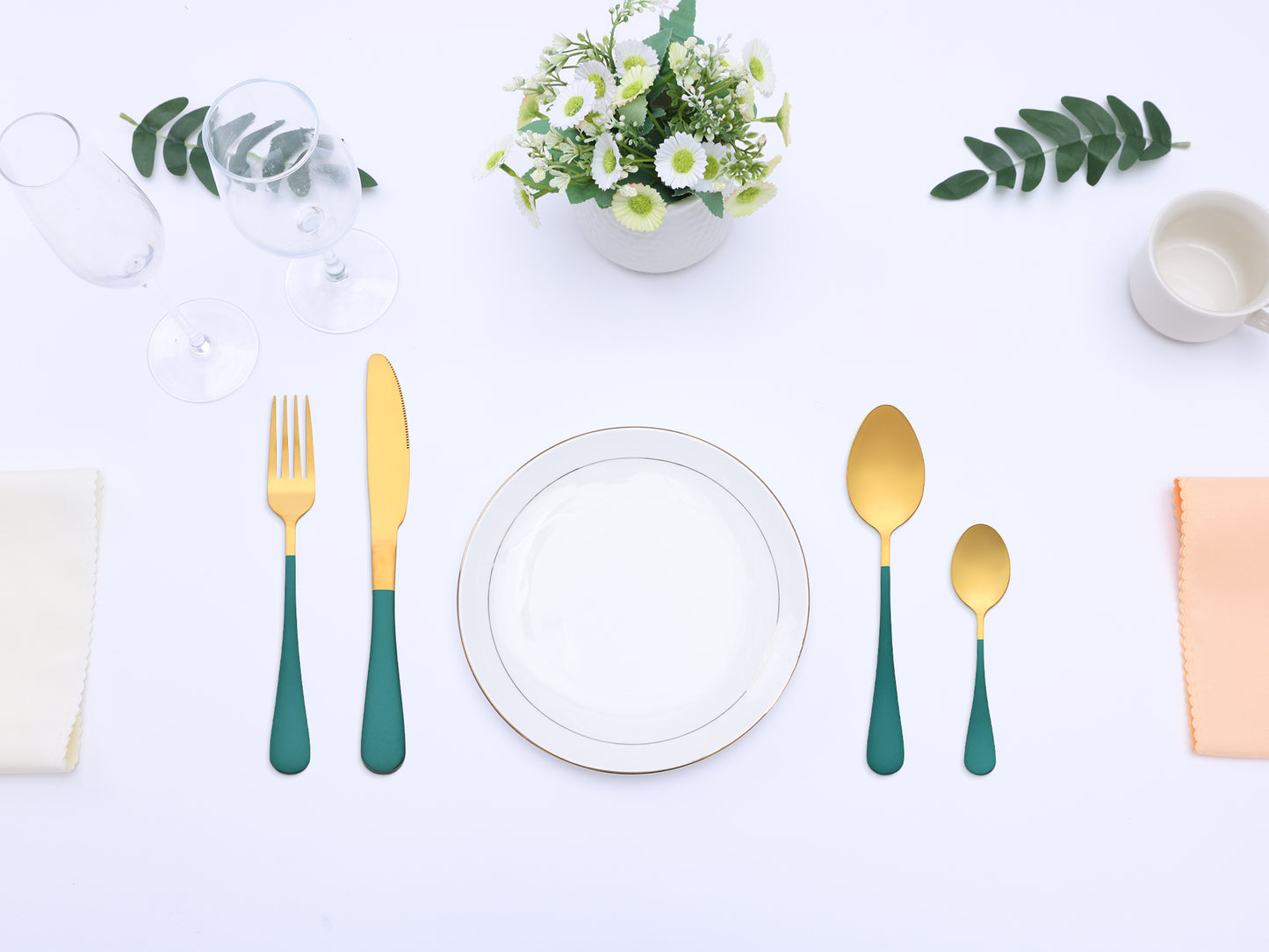 4 Pieces Flatware Set, Stainless Steel Silverware with Knife, Cutlery Set