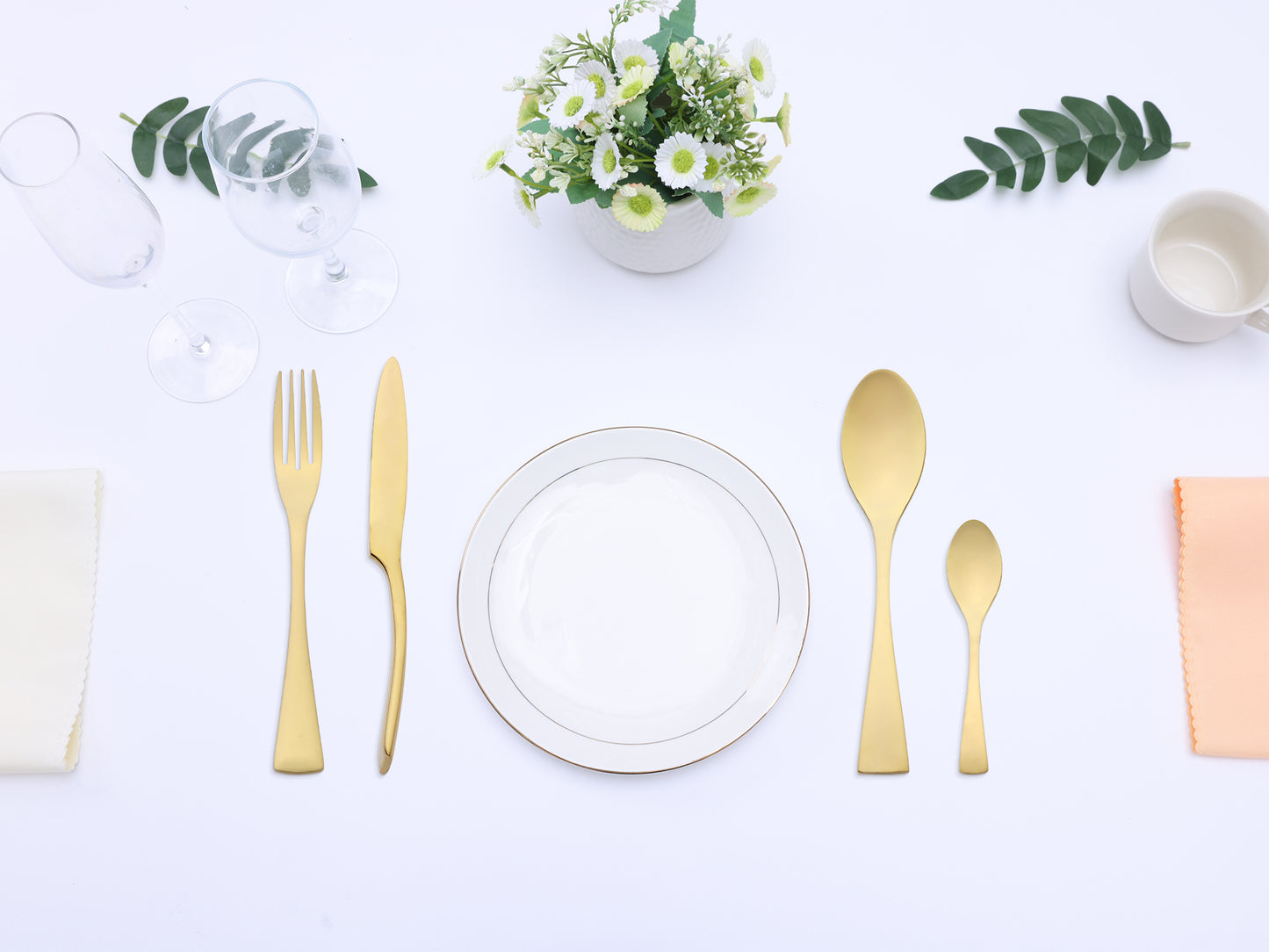 4 Pieces Silverware Set, Stainless Steel Flatware with Knife Cutlery Set