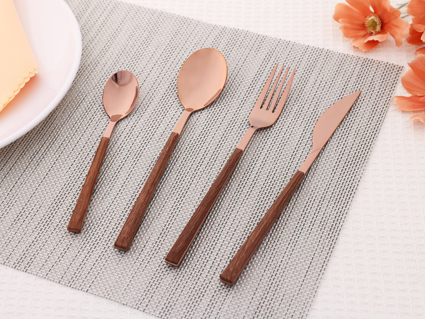 16 Pieces Silverware Set, Stainless Steel Flatware with Knife, Spoons and Forks