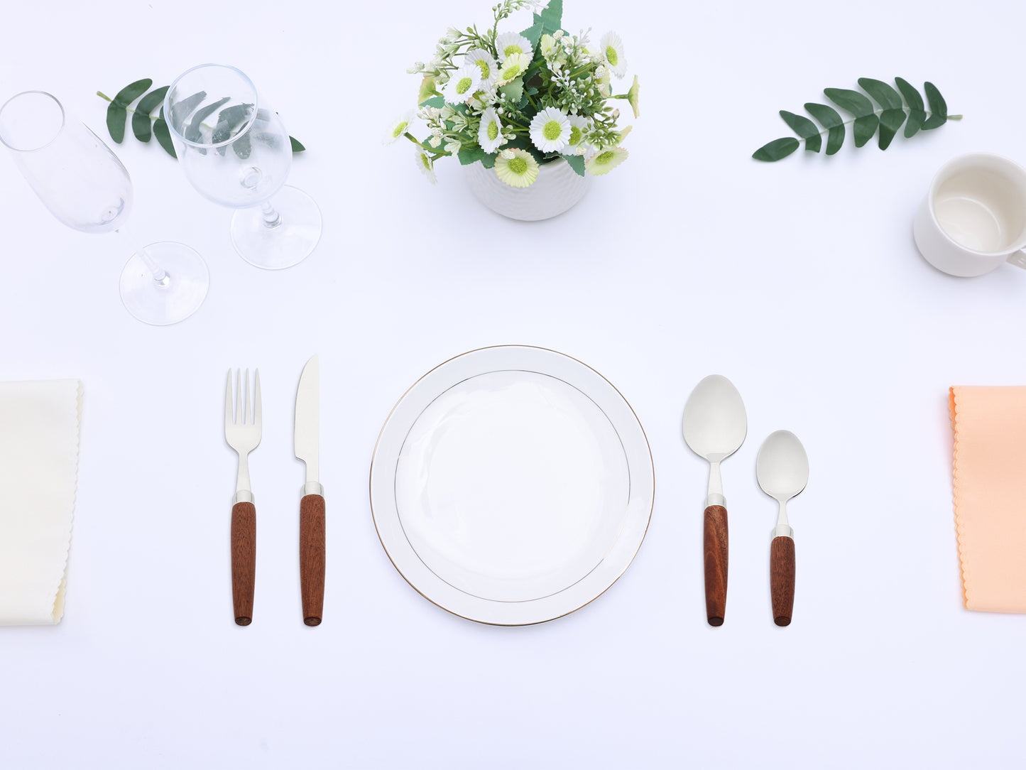 4 Pieces Flatware Set, Stainless Steel Silverware with Knife, Mirror Polished Cutlery Set