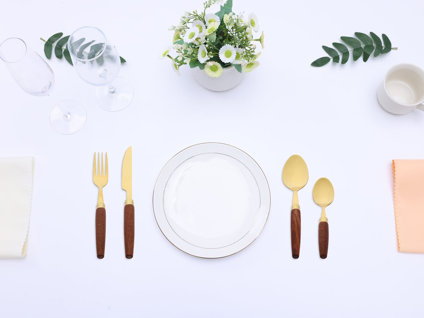 4 Pieces Flatware Set, Stainless Steel Silverware with Knife, Mirror Polished Cutlery Set