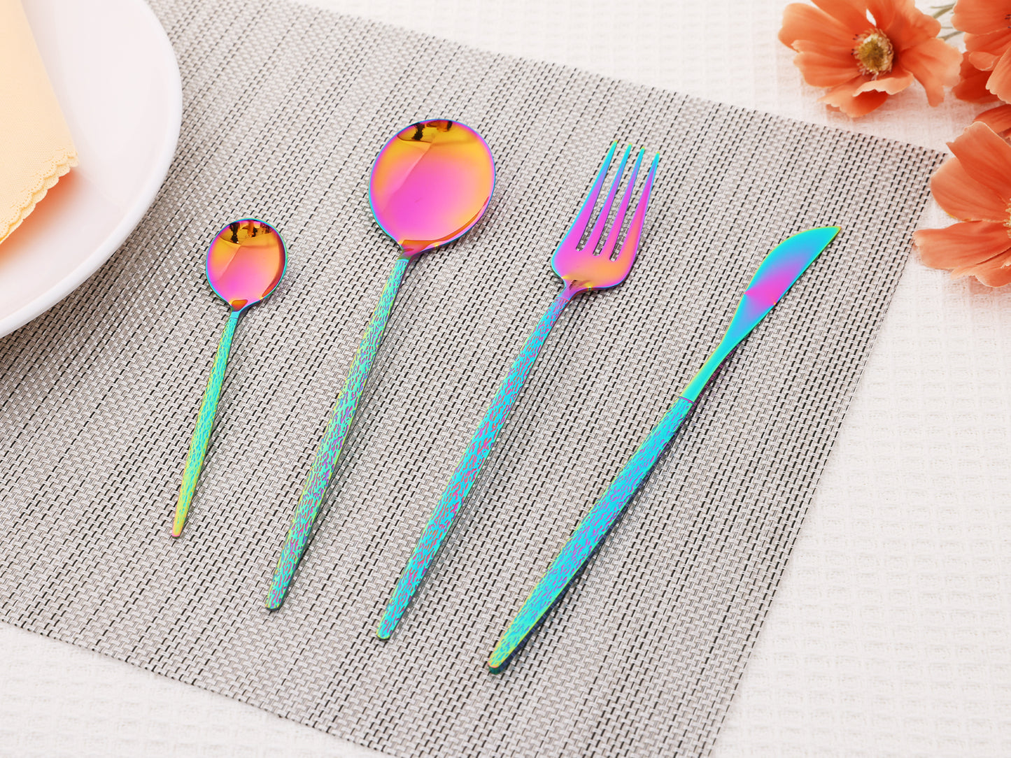 24 Pieces Silverware Set, Stainless Steel Flatware with Knife, Spoons and Fork
