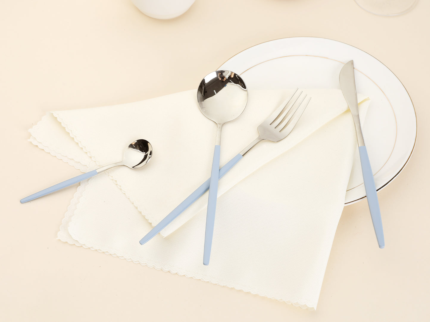 4 Pieces Silverware Set, Stainless Steel Flatware with Spoons and Forks Set