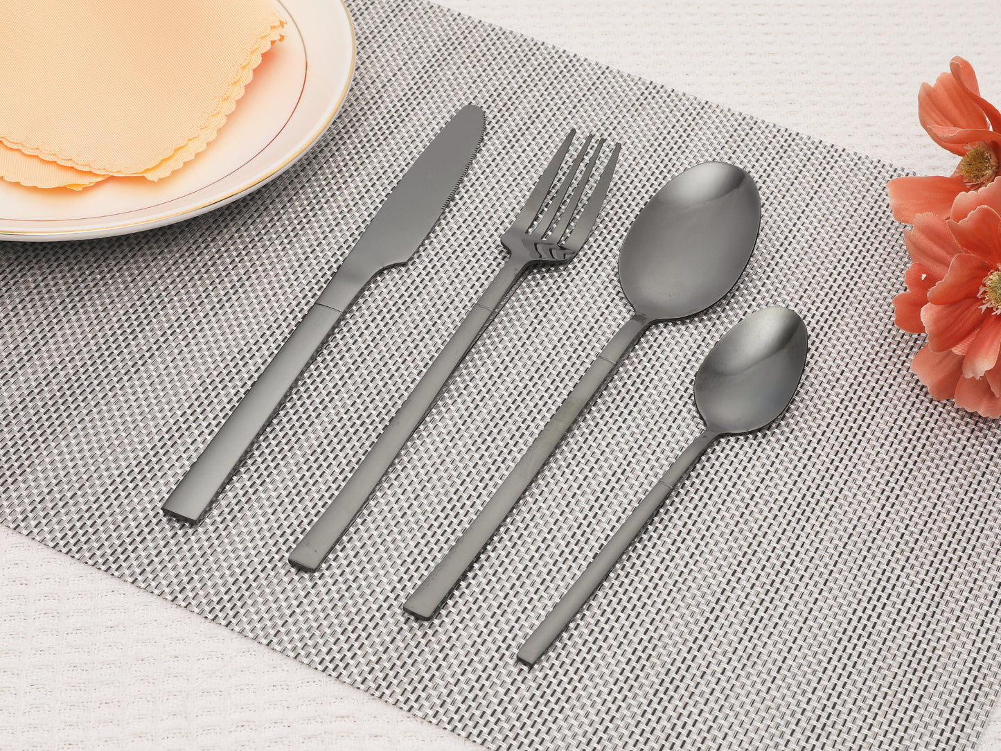 16 Pieces Silverware Set, Stainless Steel Flatware, Mirror Polished Cutlery Set