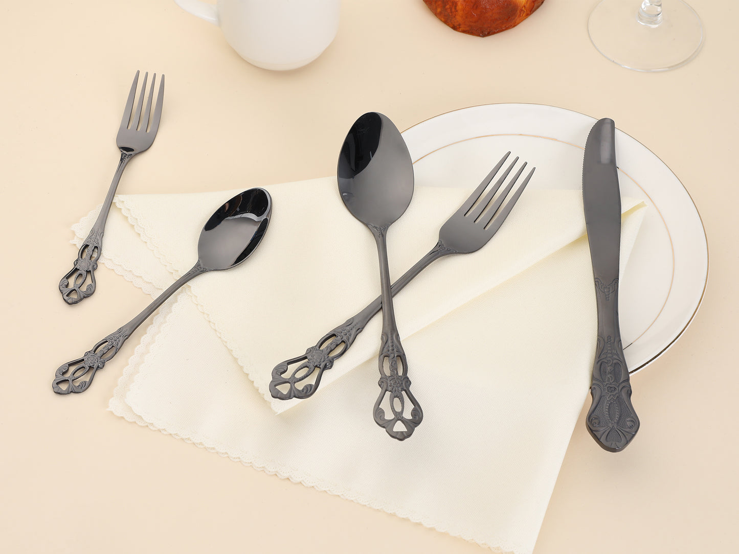 20 Pieces Silverware Set, Stainless Steel Floral Flatware, Modern Cutlery Set