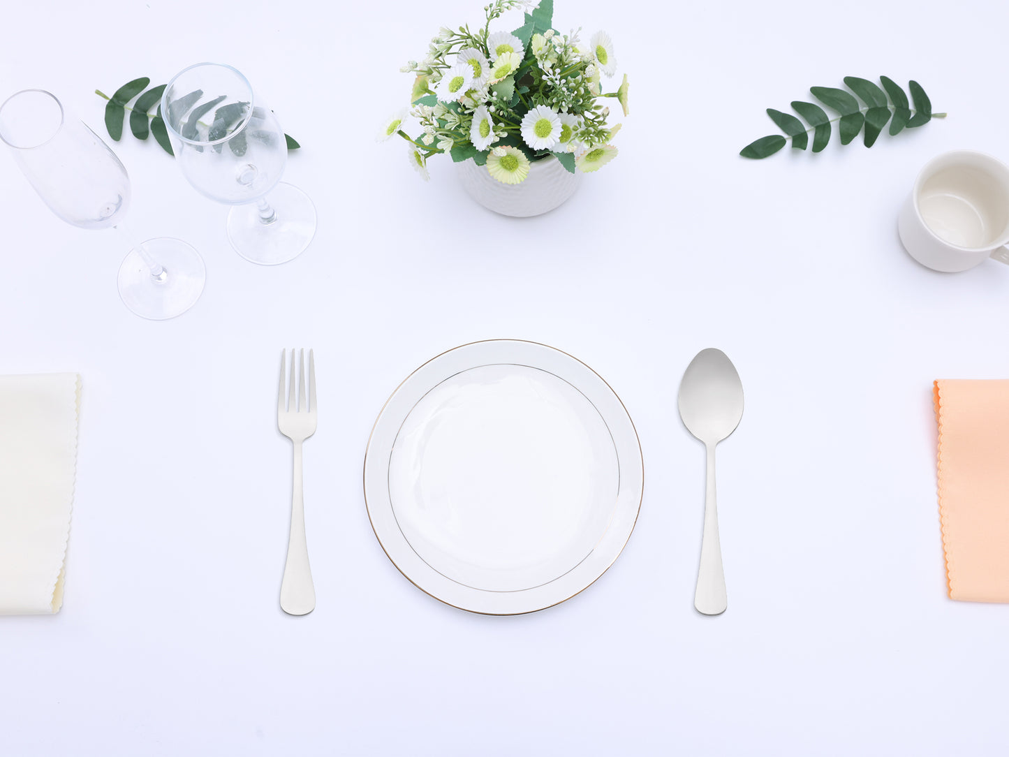 12 Pieces Silverware Set, Stainless Steel Flatware with Spoons and Forks Sets