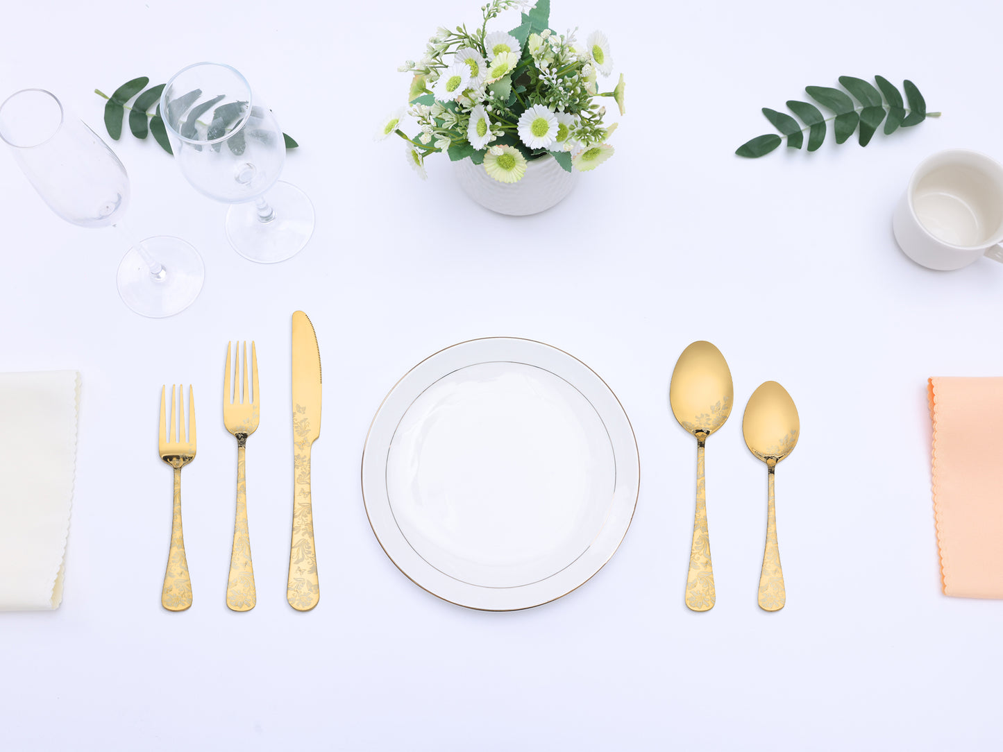 20 Pieces Silverware Set, Stainless Steel Flatware Set, Mirror Polished Cutlery Set