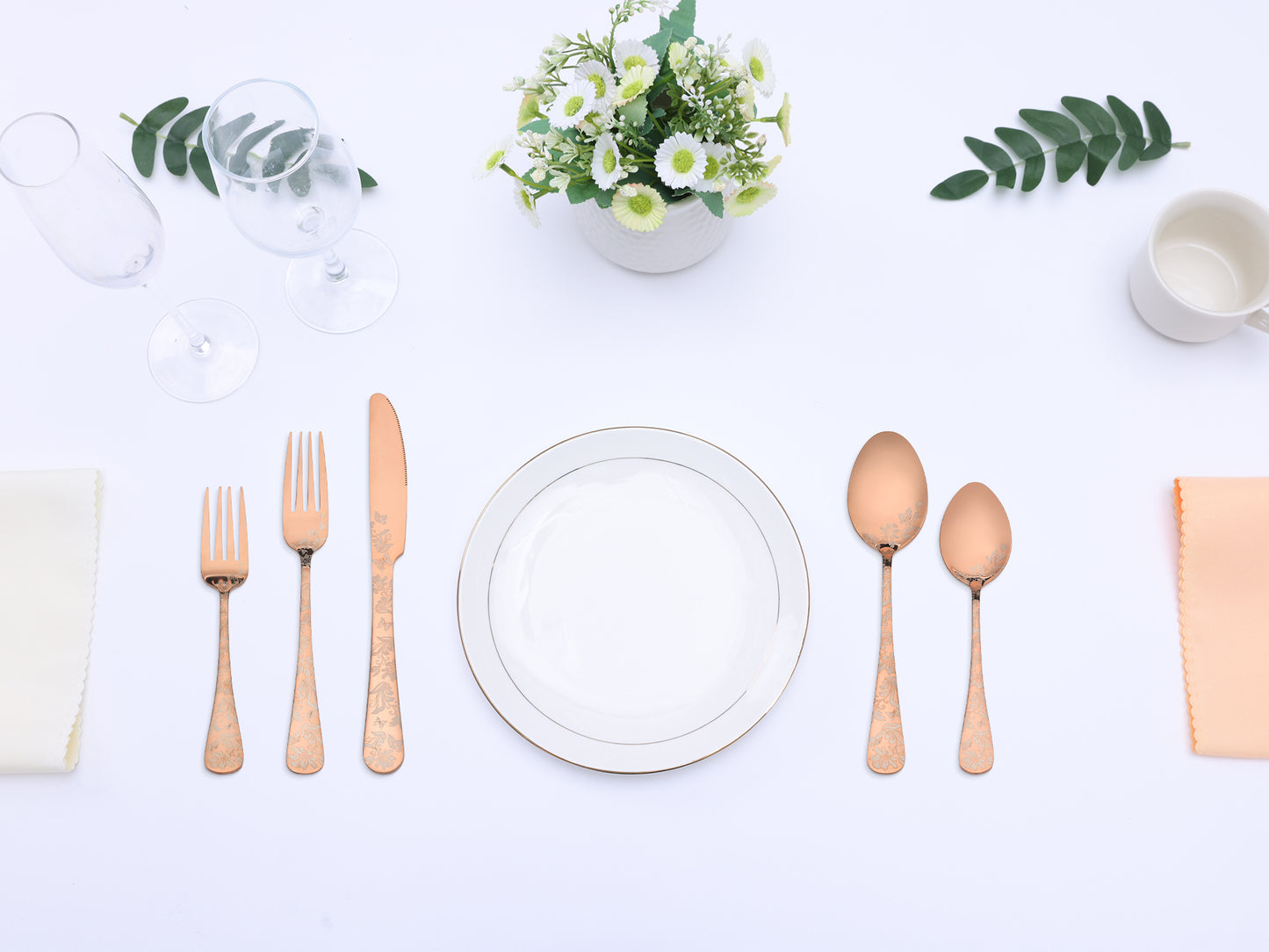 20 Pieces Silverware Set, Stainless Steel Flatware Set, Mirror Polished Cutlery Set