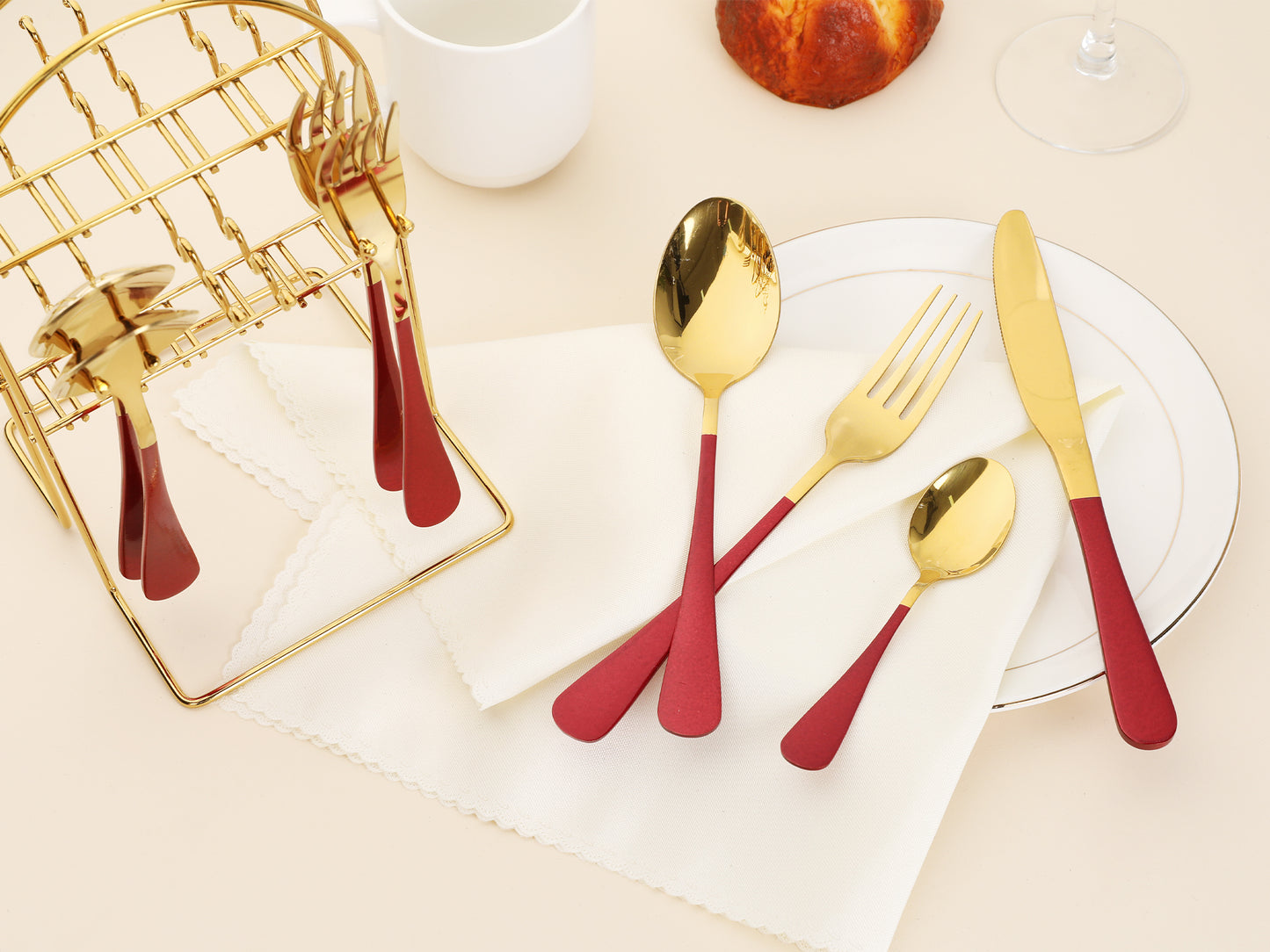 24 Pieces Silverware Set, Stainless Steel Flatware Set with Supporting Shelf