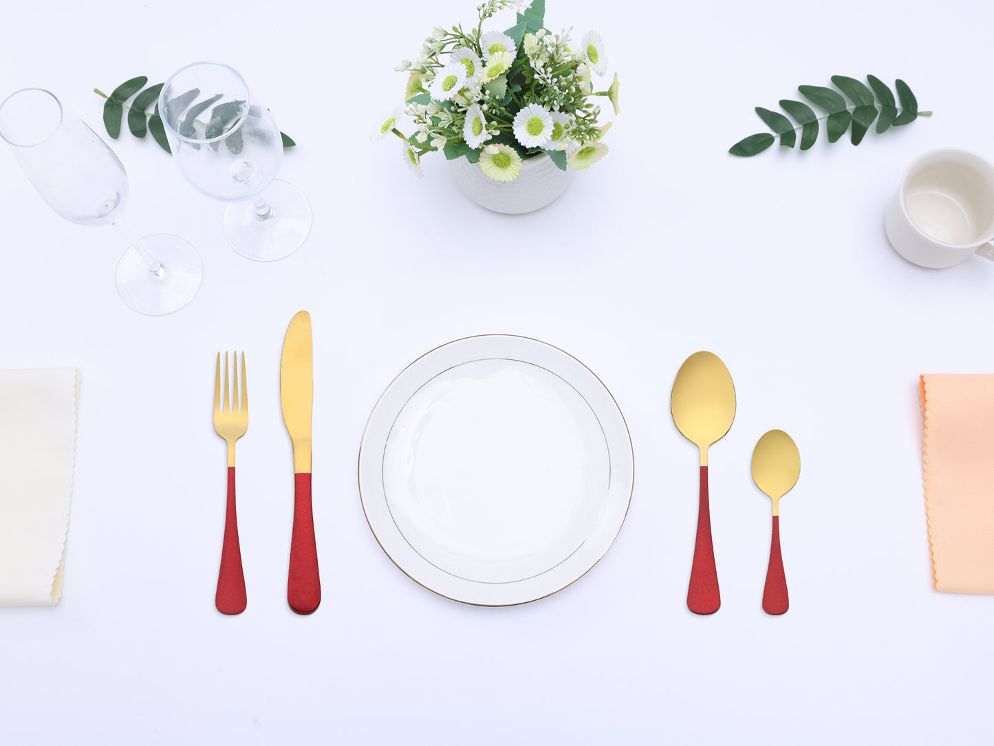 24 Pieces Silverware Set, Stainless Steel Flatware Set with Supporting Shelf