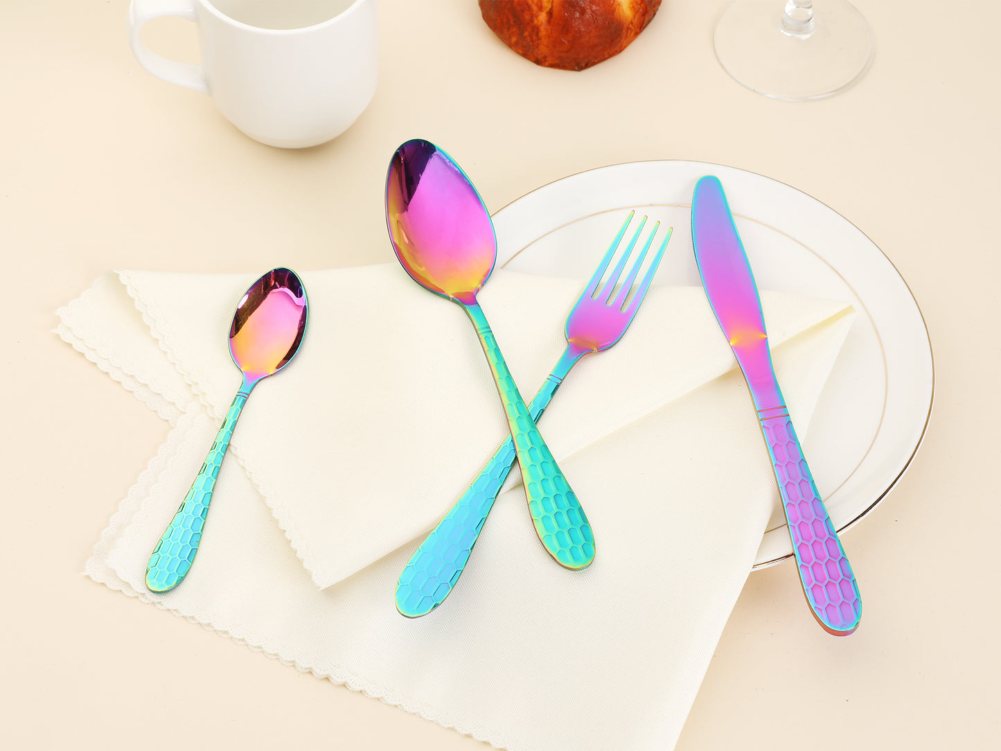 24 Pieces Silverware Set, Stainless Steel Flatware Set, Mirror Polished Cutlery Set