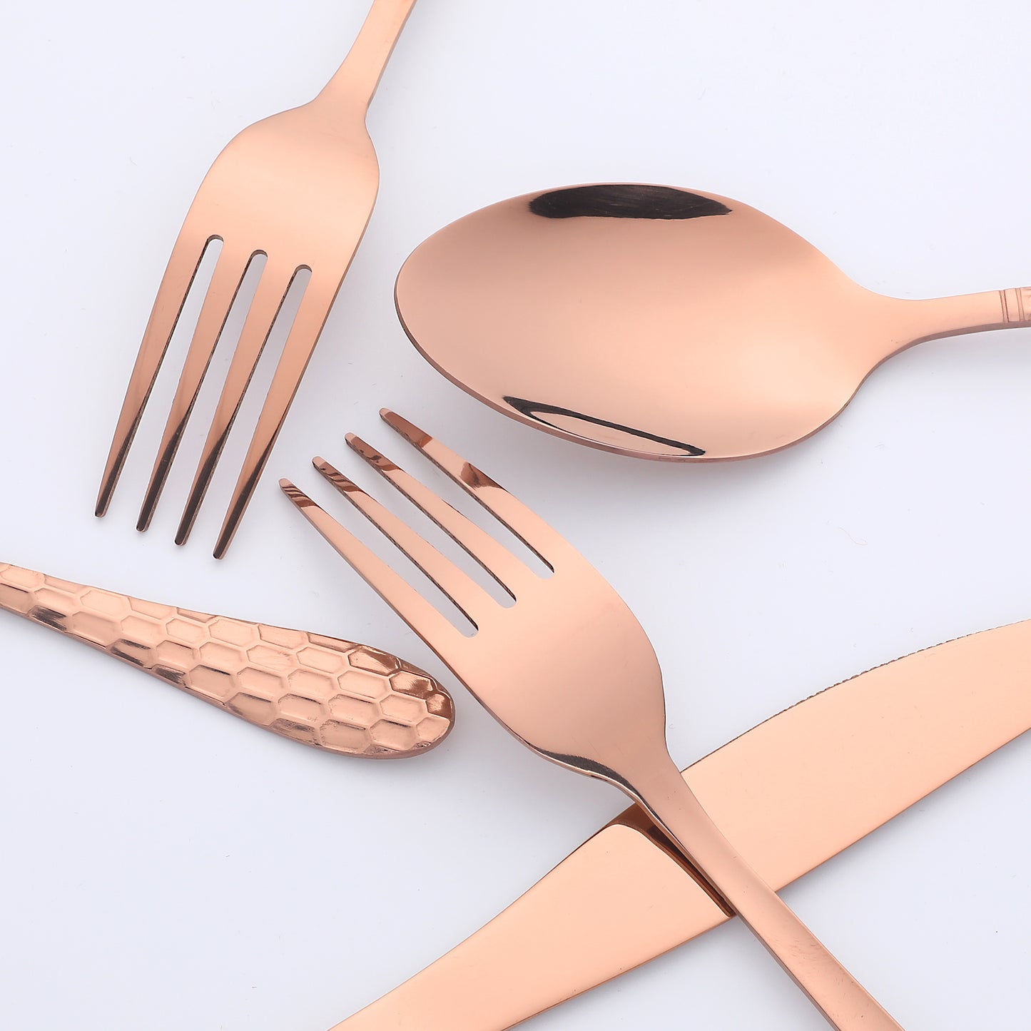 16 Pieces Silverware Set, Stainless Steel Flatware Knives, Spoons and Forks Set