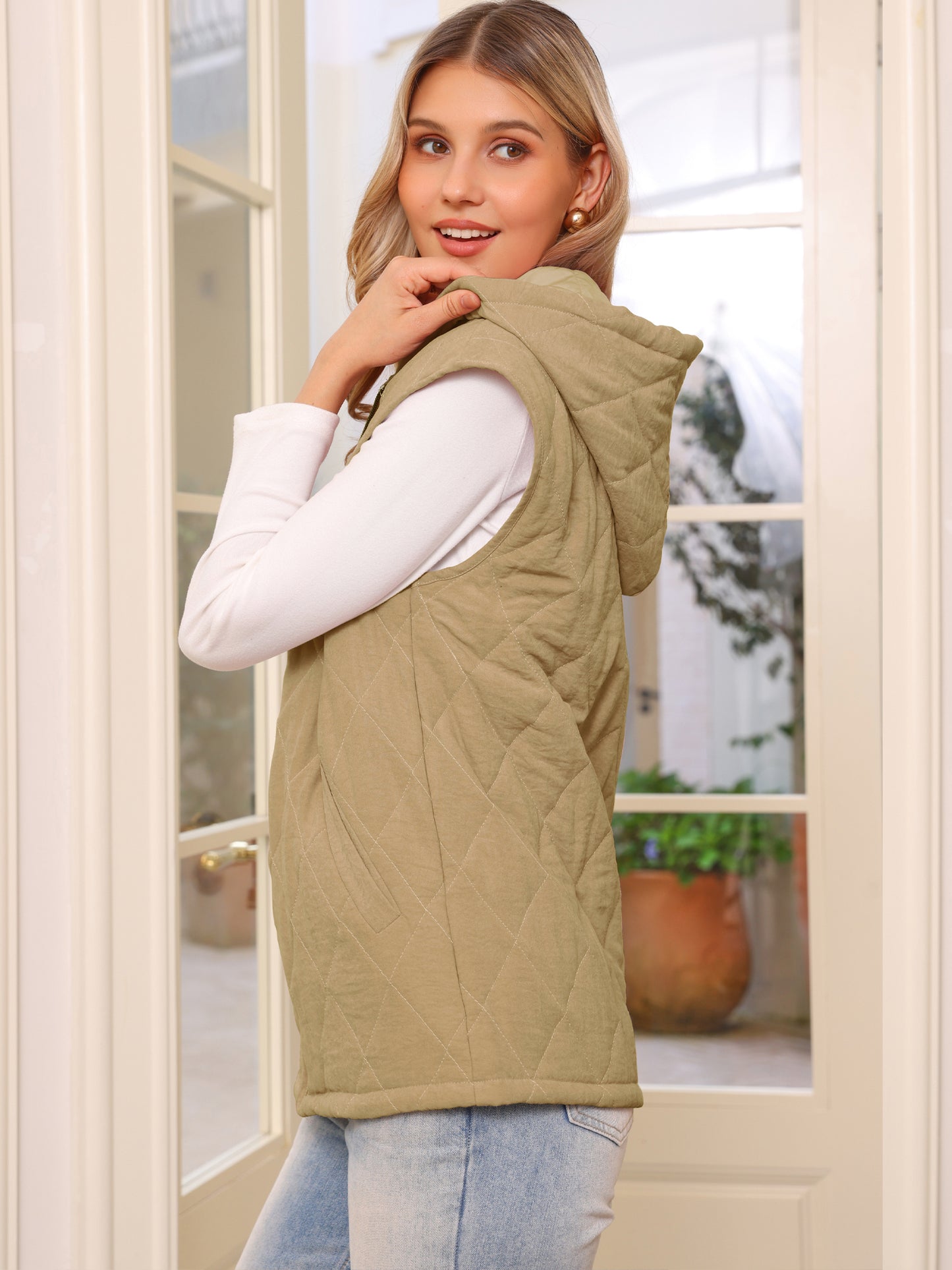 Women's Oversized Sleeveless Winter Gilet Quilted Zip Hoodie Puffer Vest