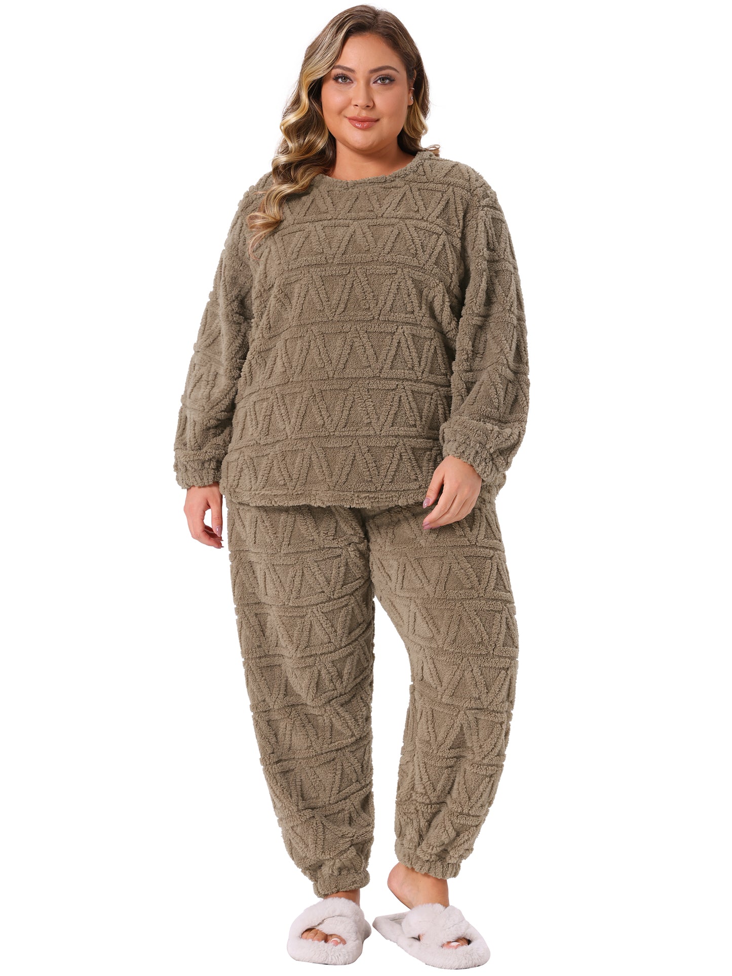 Women Plus Size Fleece Fluffy Pajamas Sets Long Sleeve Pullover and Pants Set Fuzzy Lounge Sleepwear