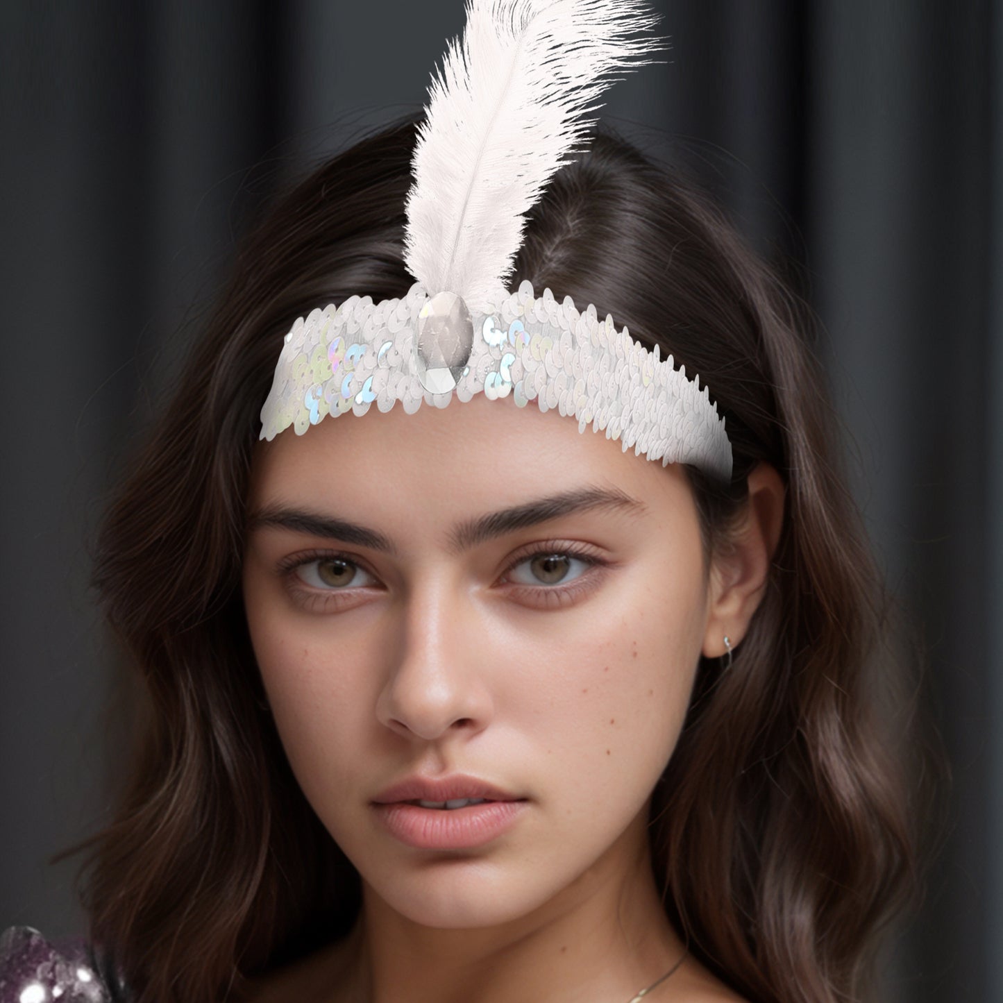 Diademas de lentejuelas con diamantes de imitación y plumas para mujer, color blanco, 1 unidad