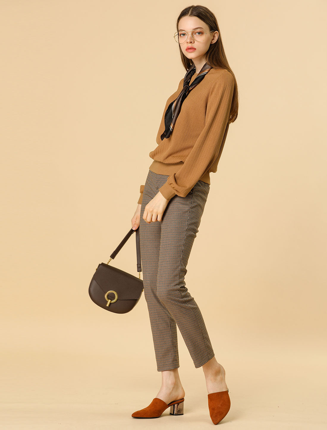 Suéter tipo jersey acanalado con cuello redondo y mangas farol para mujer