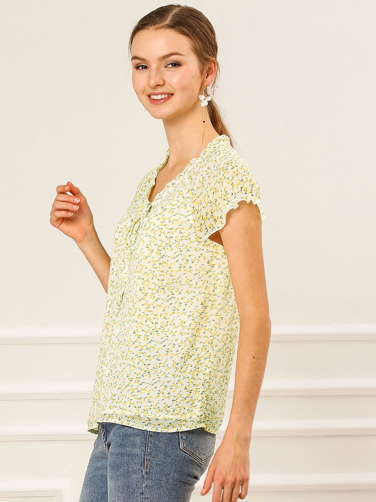 Blusa de gasa con volantes, mangas cortas y cuello en V con estampado floral de verano para mujer